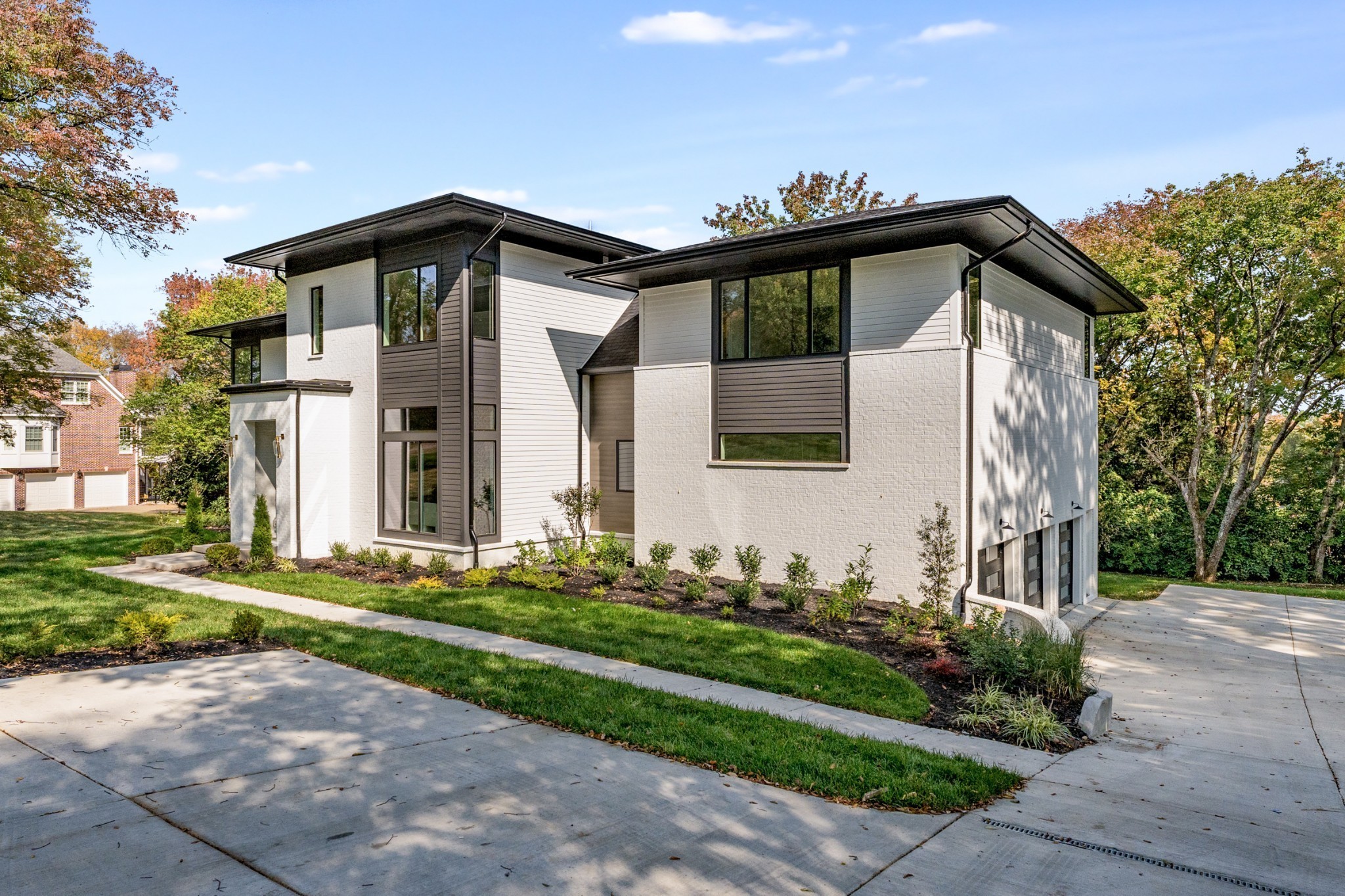 4612 Belmont Park Ter
