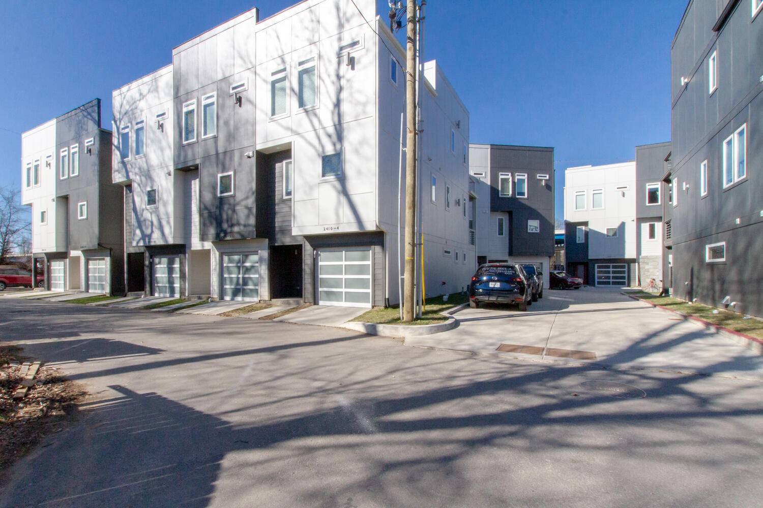 2410 Meharry Blvd Unit: 12