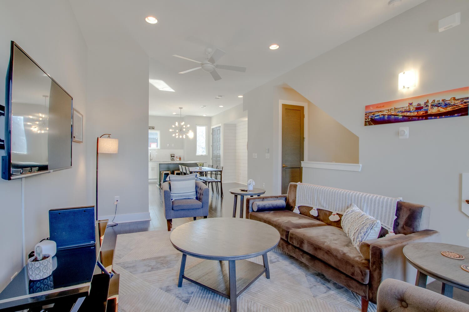 2410 Meharry Blvd Unit: 12