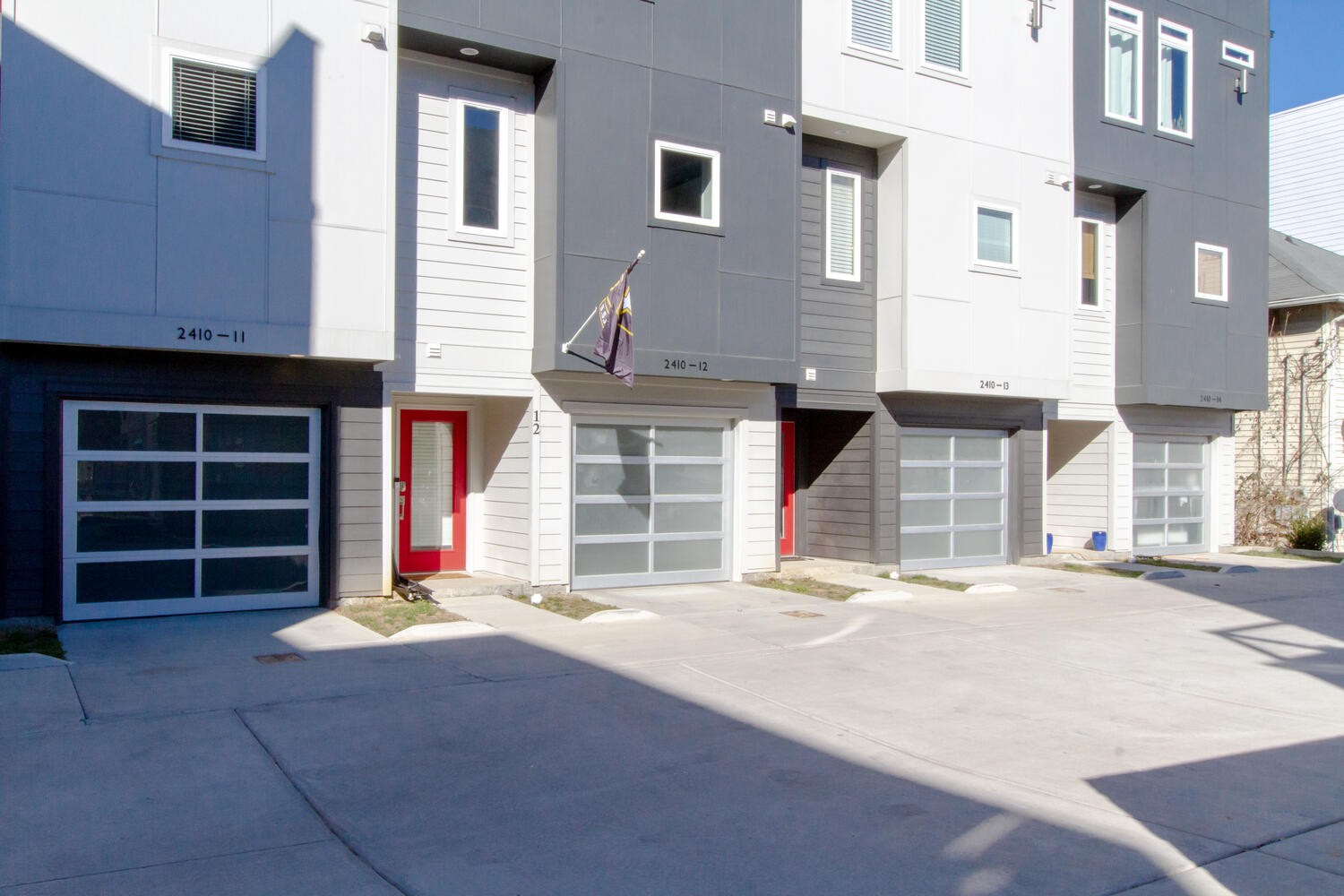 2410 Meharry Blvd Unit: 12