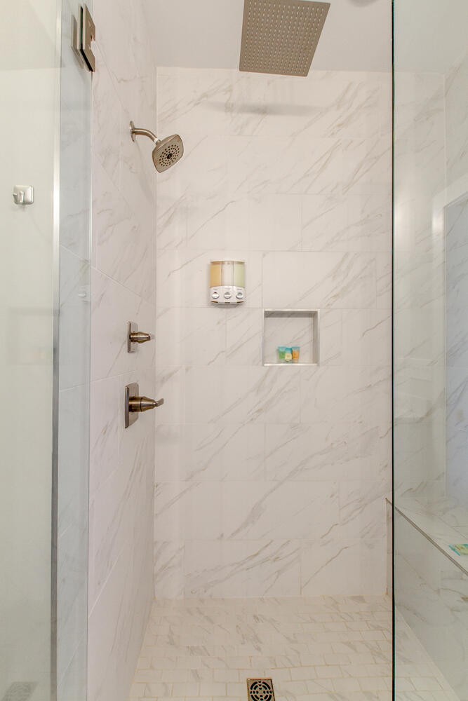 2410 Meharry Blvd Unit: 12