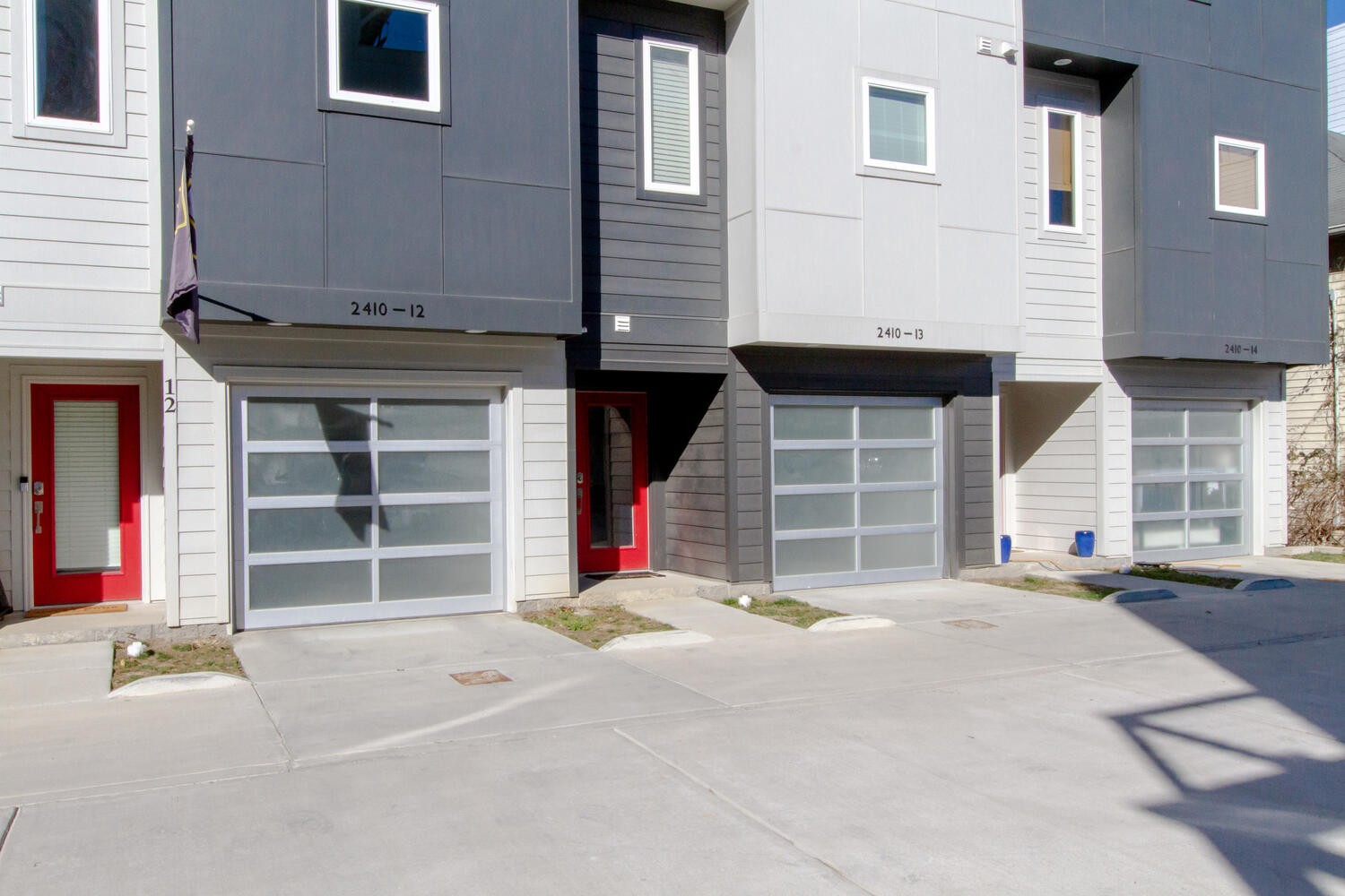 2410 Meharry Blvd Unit: 12