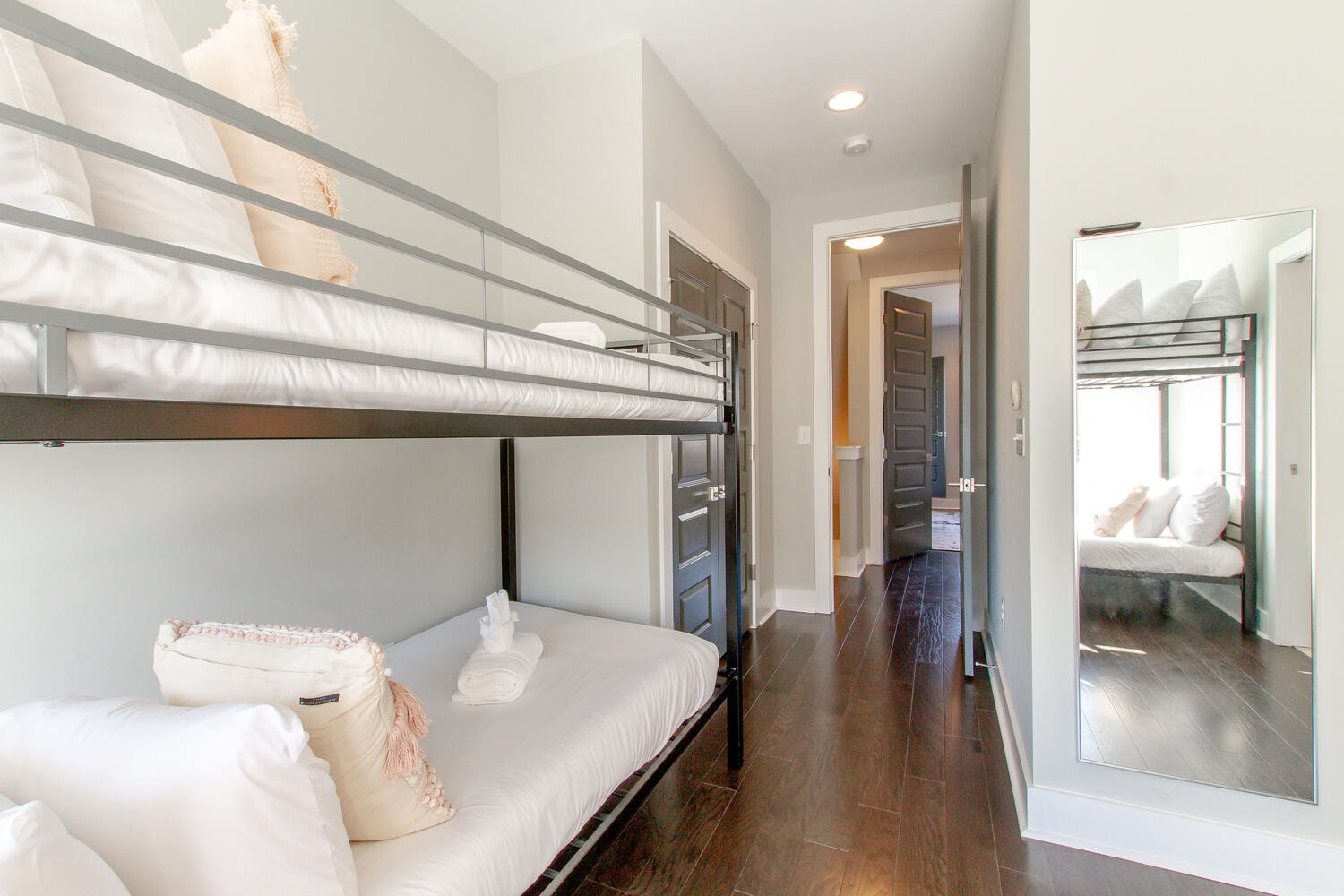 2410 Meharry Blvd Unit: 12