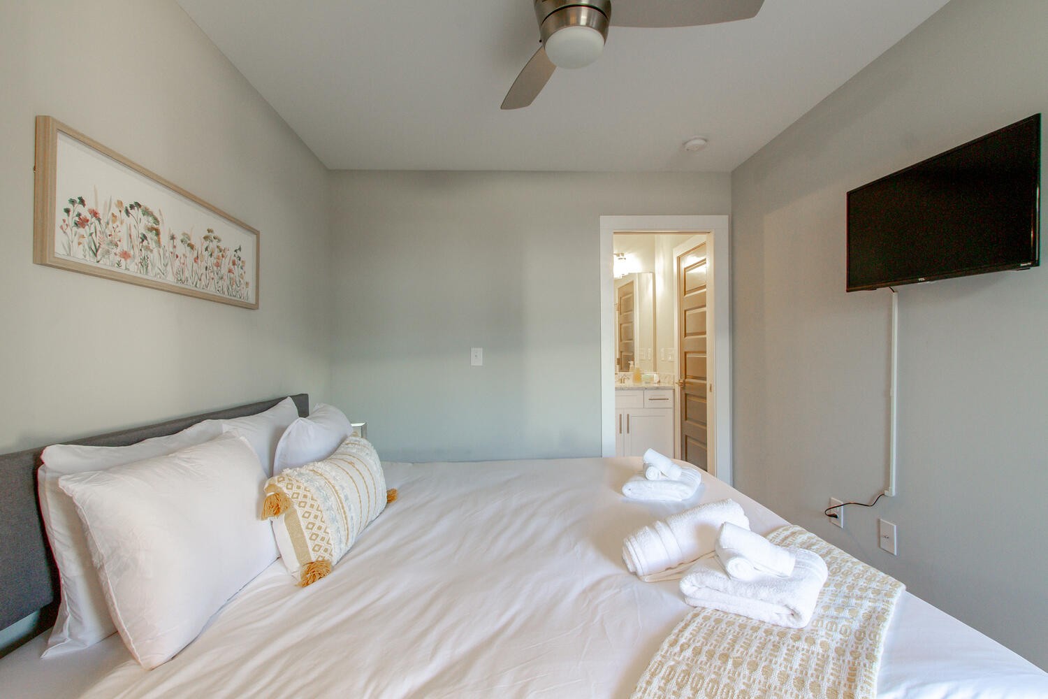 2410 Meharry Blvd Unit: 12