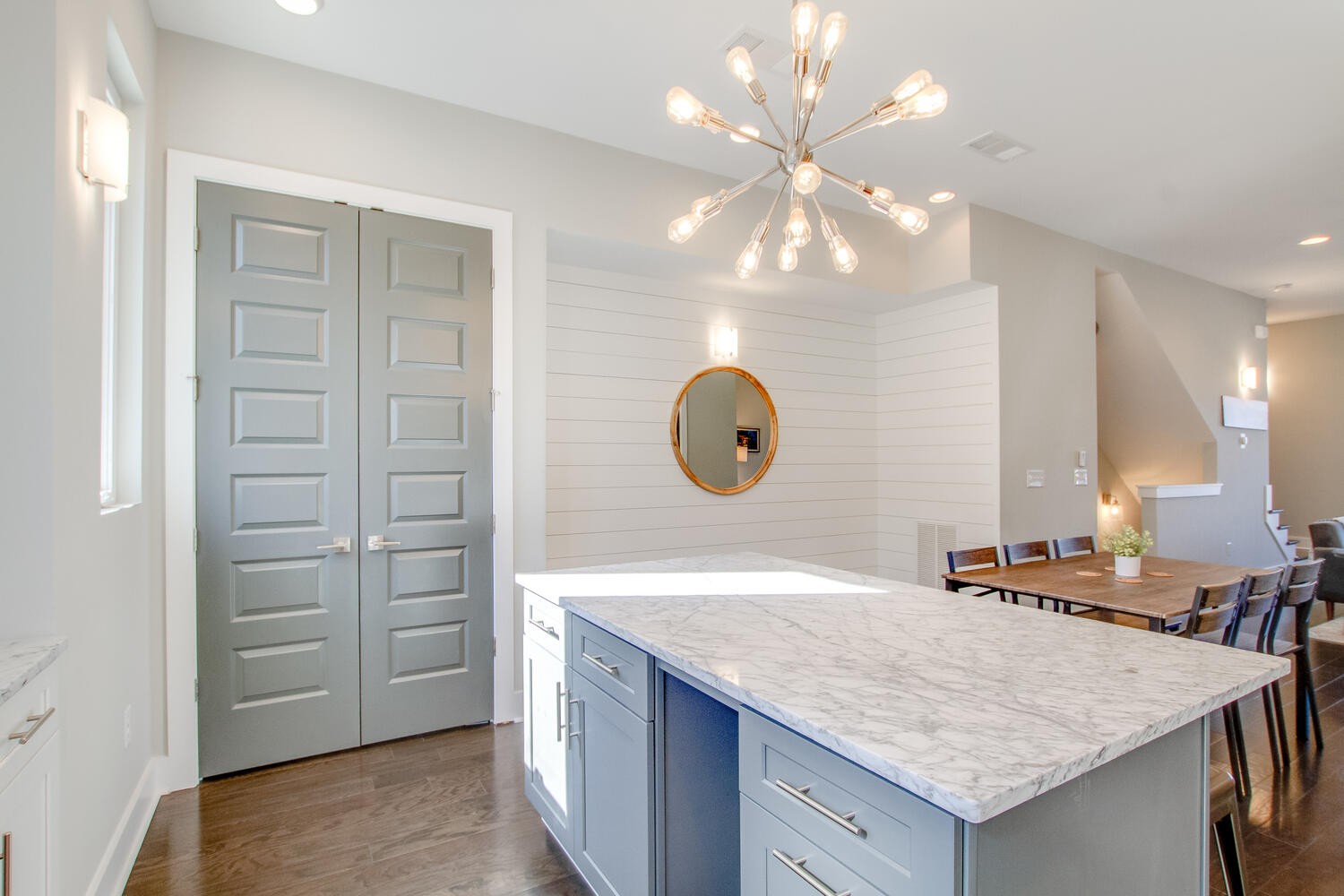 2410 Meharry Blvd Unit: 12