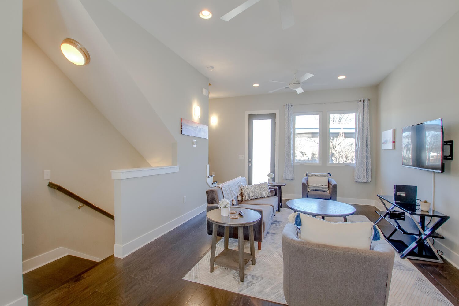 2410 Meharry Blvd Unit: 12