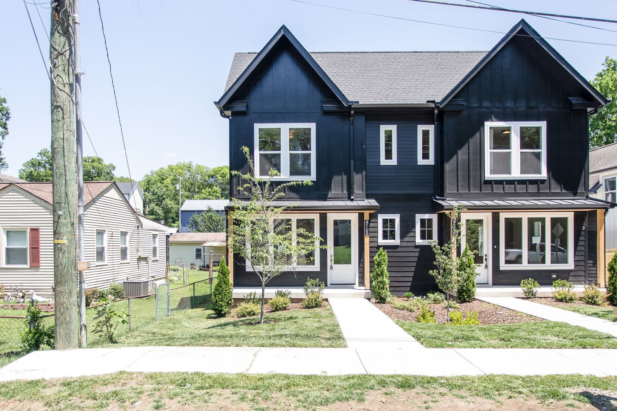 416A Moore Ave