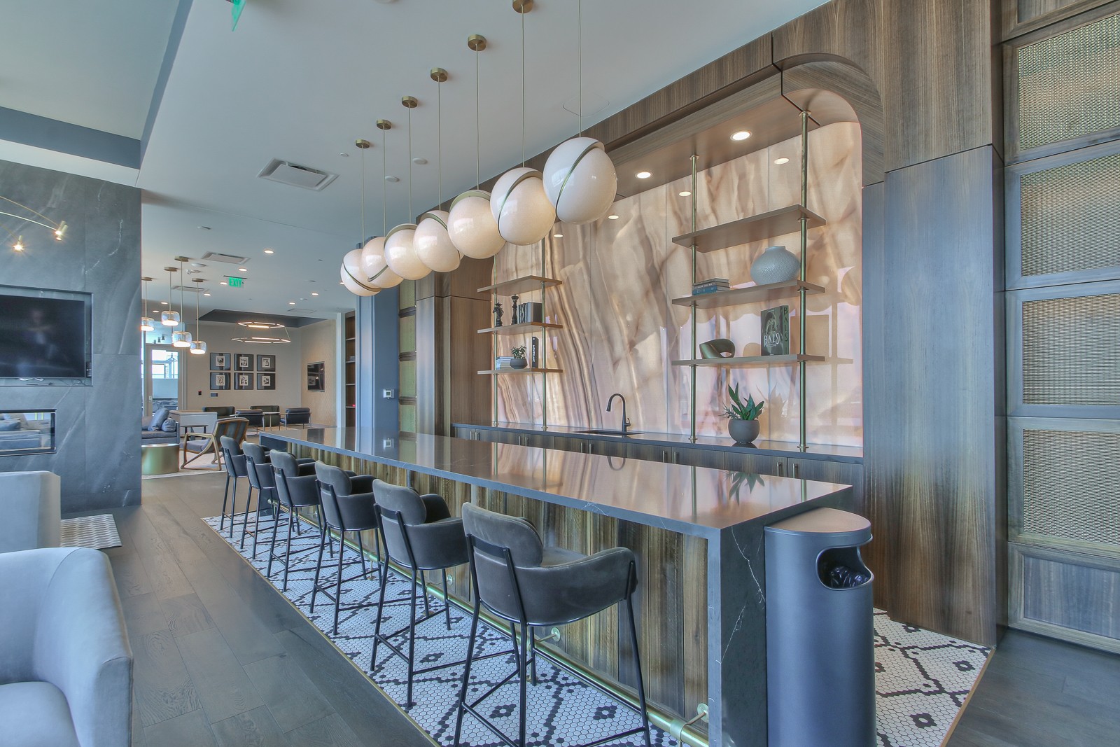 1616 West End Ave Unit: 2401