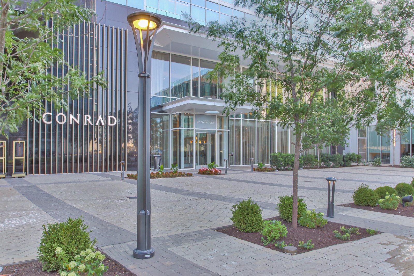 1616 West End Ave Unit: 2401