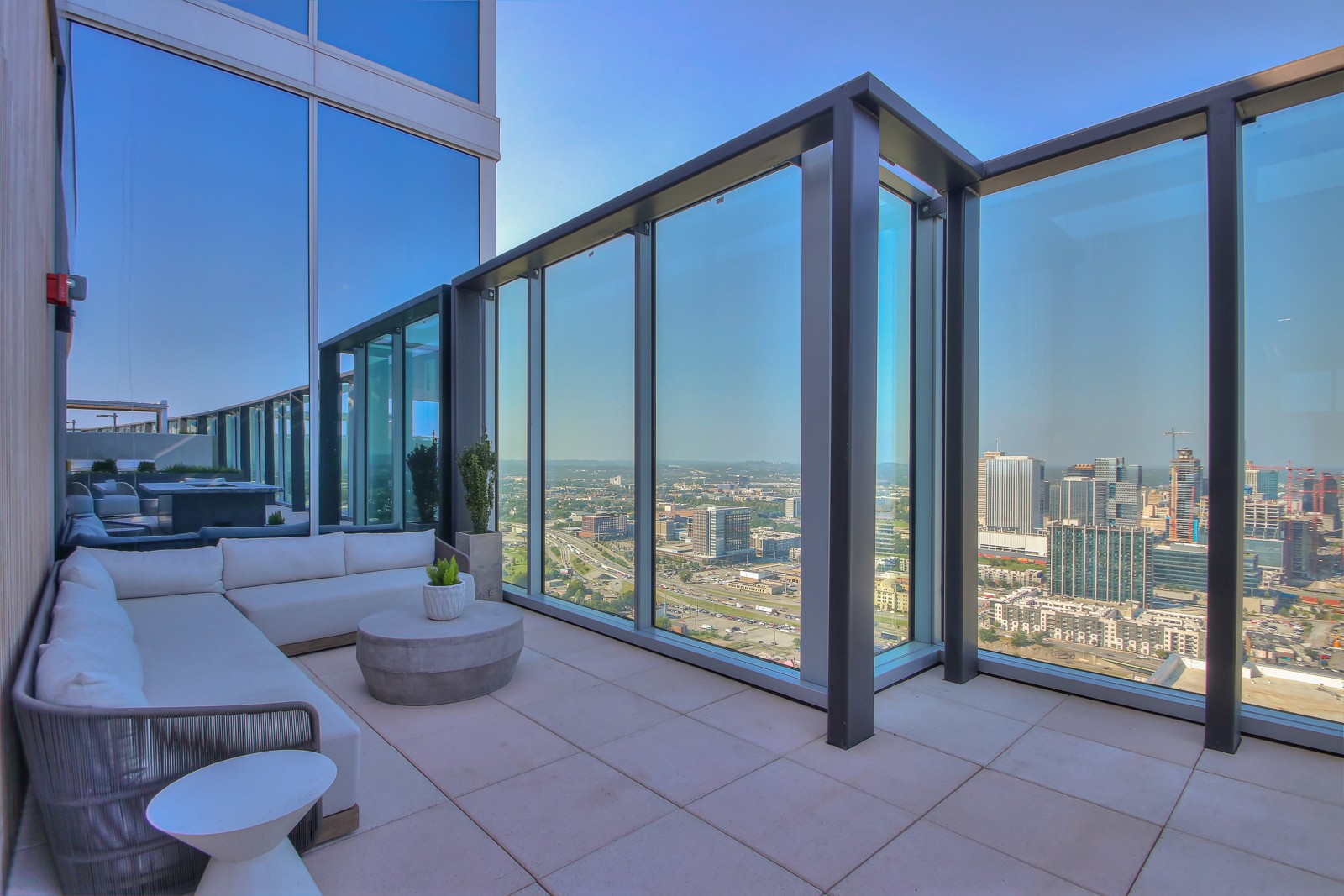 1616 West End Ave Unit: 2401