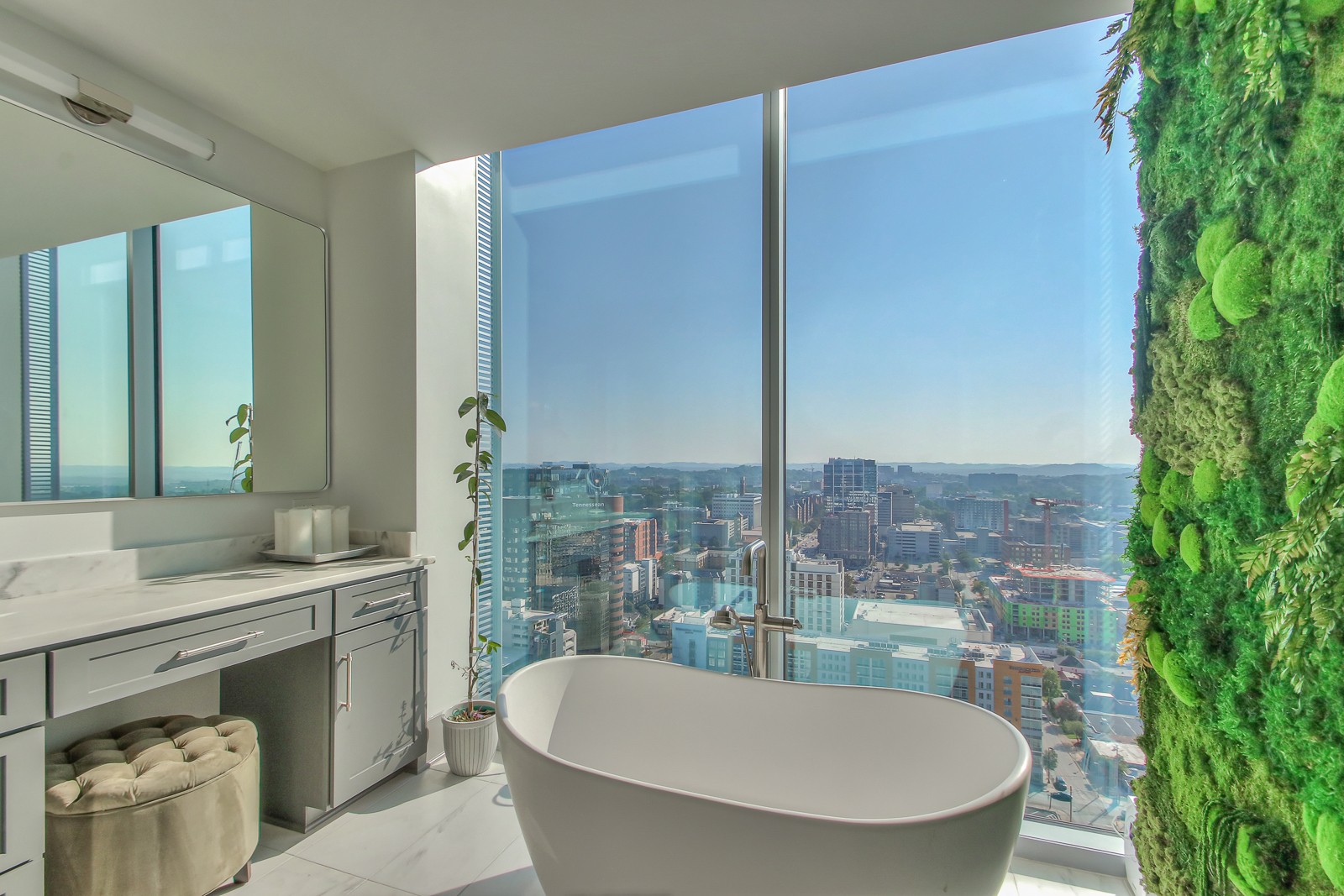 1616 West End Ave Unit: 2401