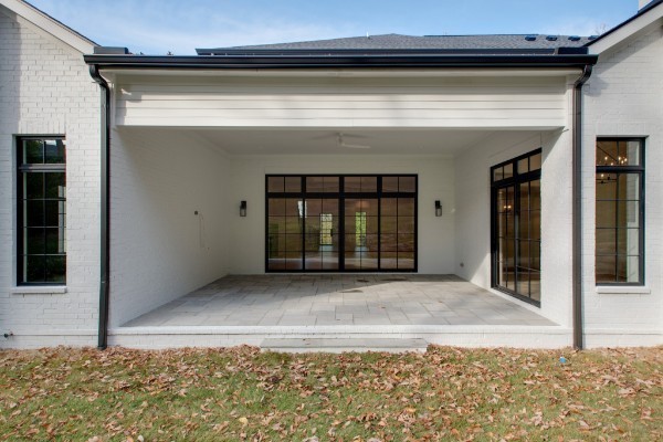 1517 Lone Oak Cir