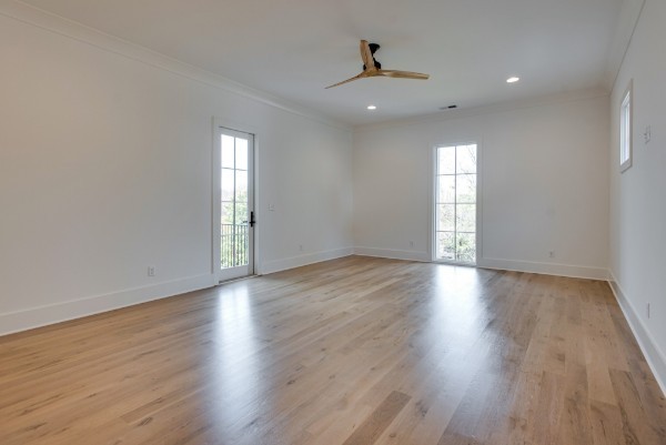 1517 Lone Oak Cir