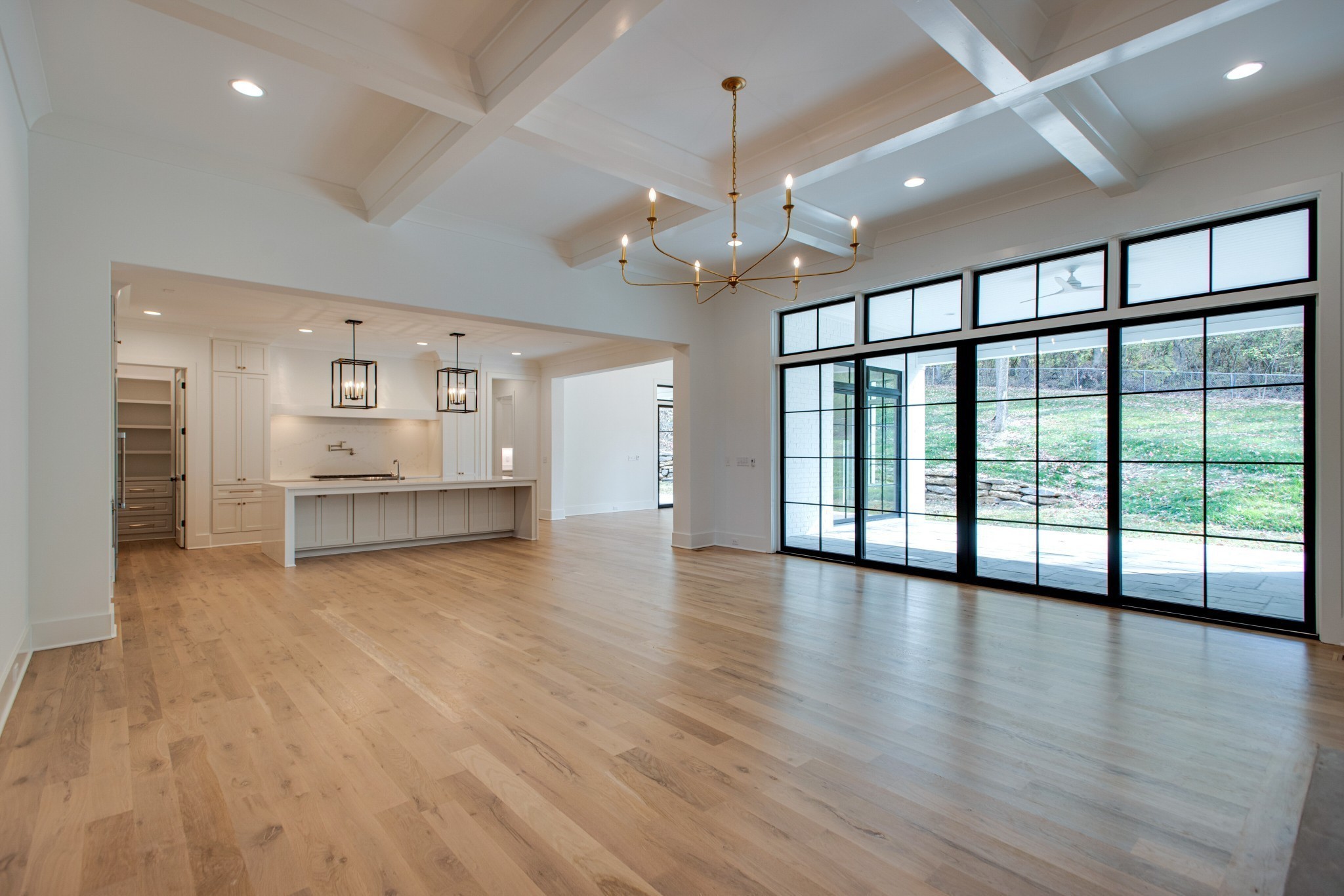 1517 Lone Oak Cir
