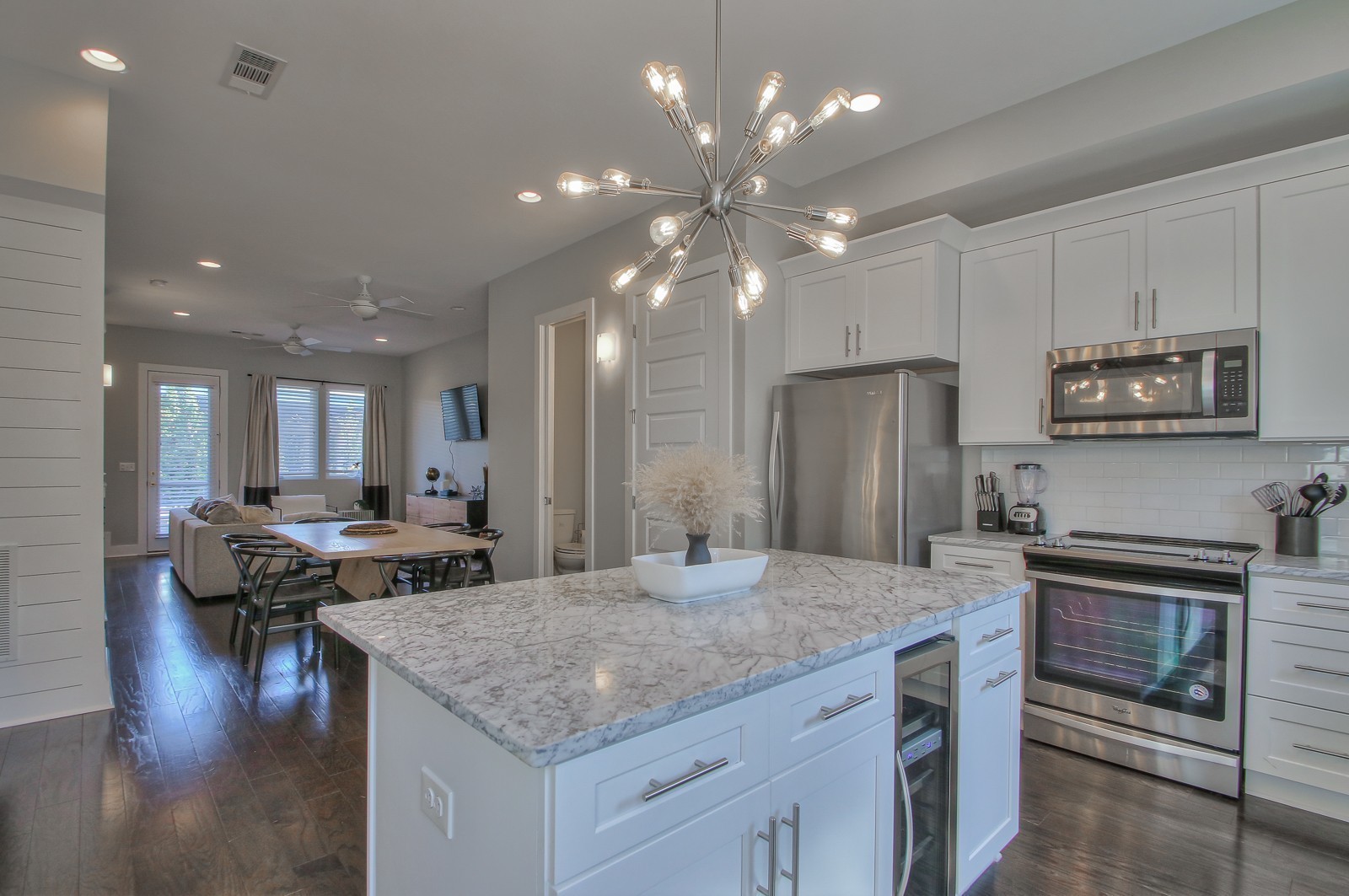 2410 Meharry Blvd Unit: 8