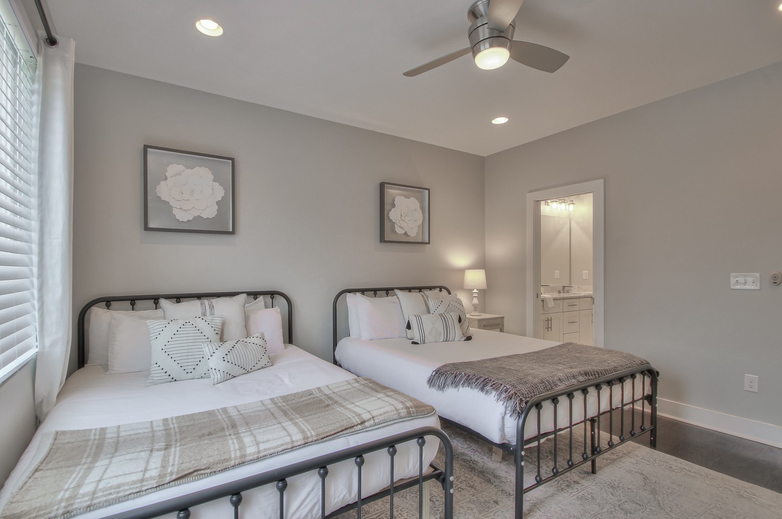 2410 Meharry Blvd Unit: 8