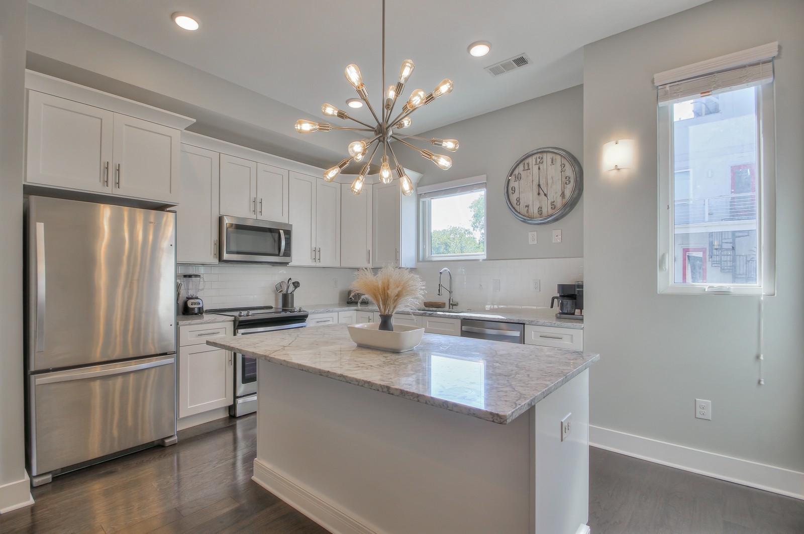 2410 Meharry Blvd Unit: 6