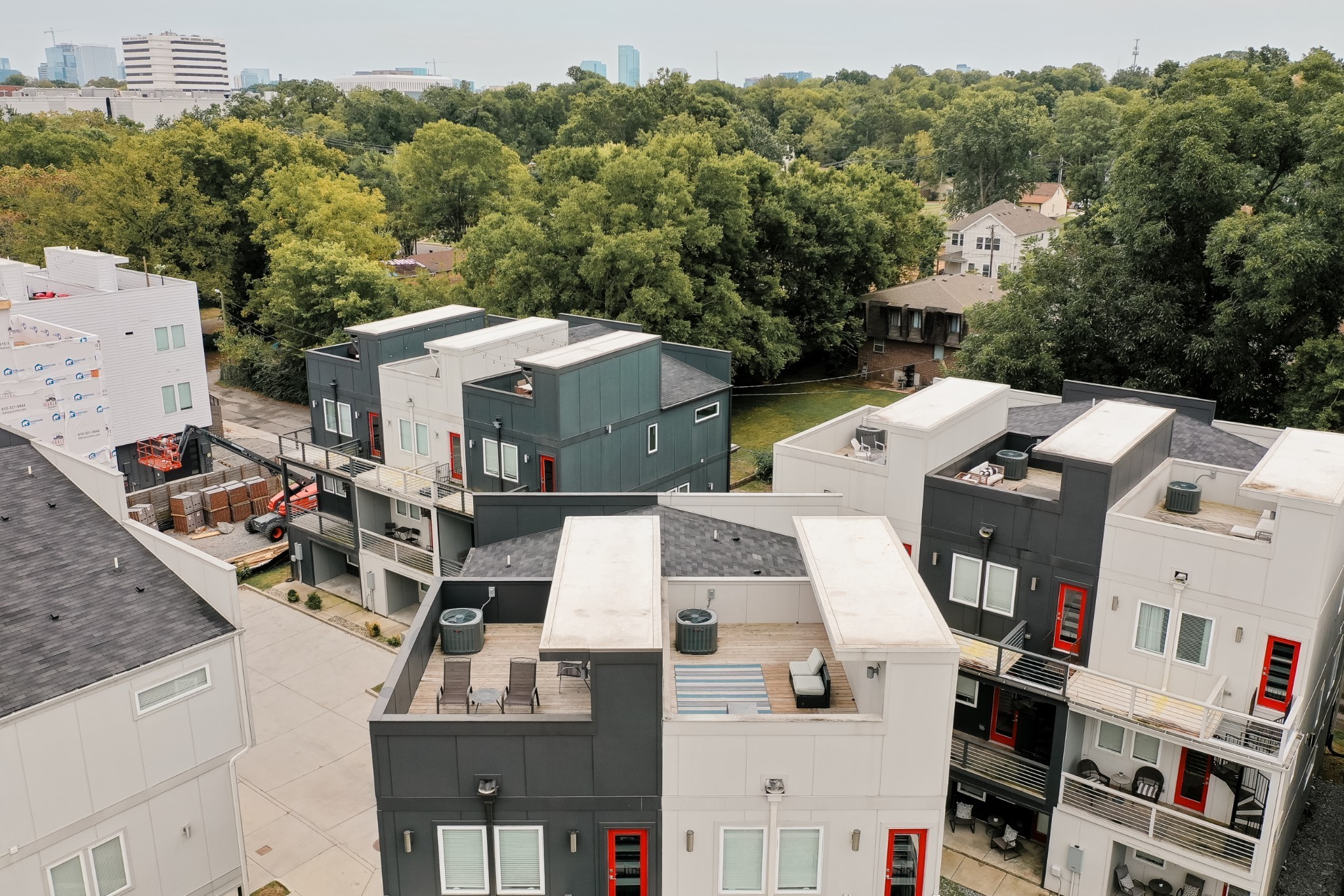 2410 Meharry Blvd Unit: 6