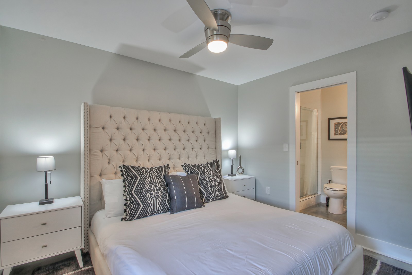 2410 Meharry Blvd Unit: 9