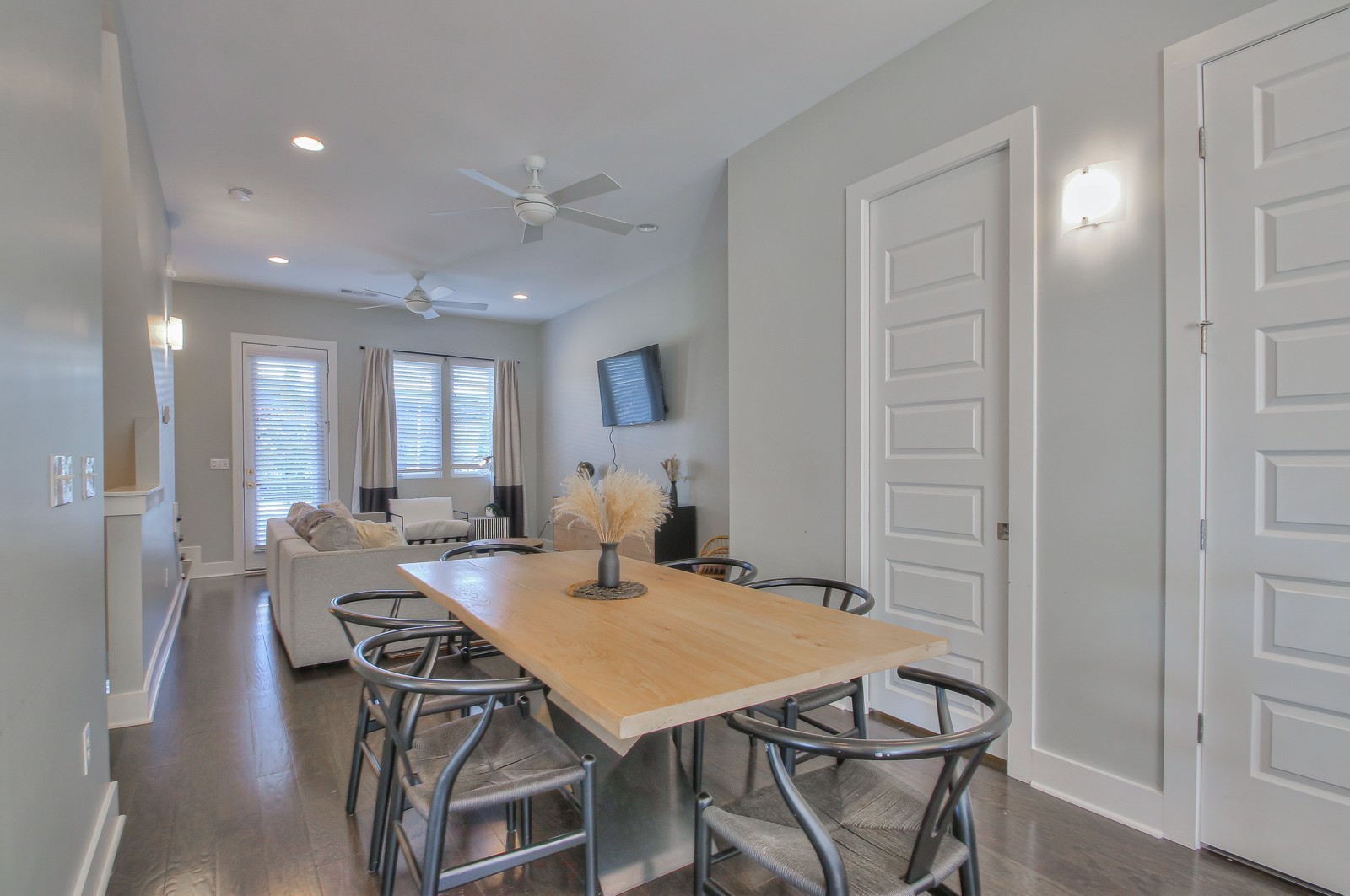 2410 Meharry Blvd Unit: 9