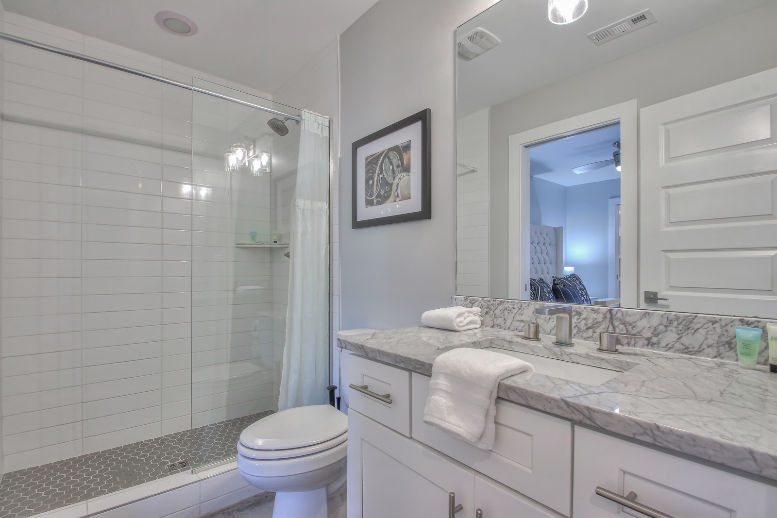 2410 Meharry Blvd Unit: 9