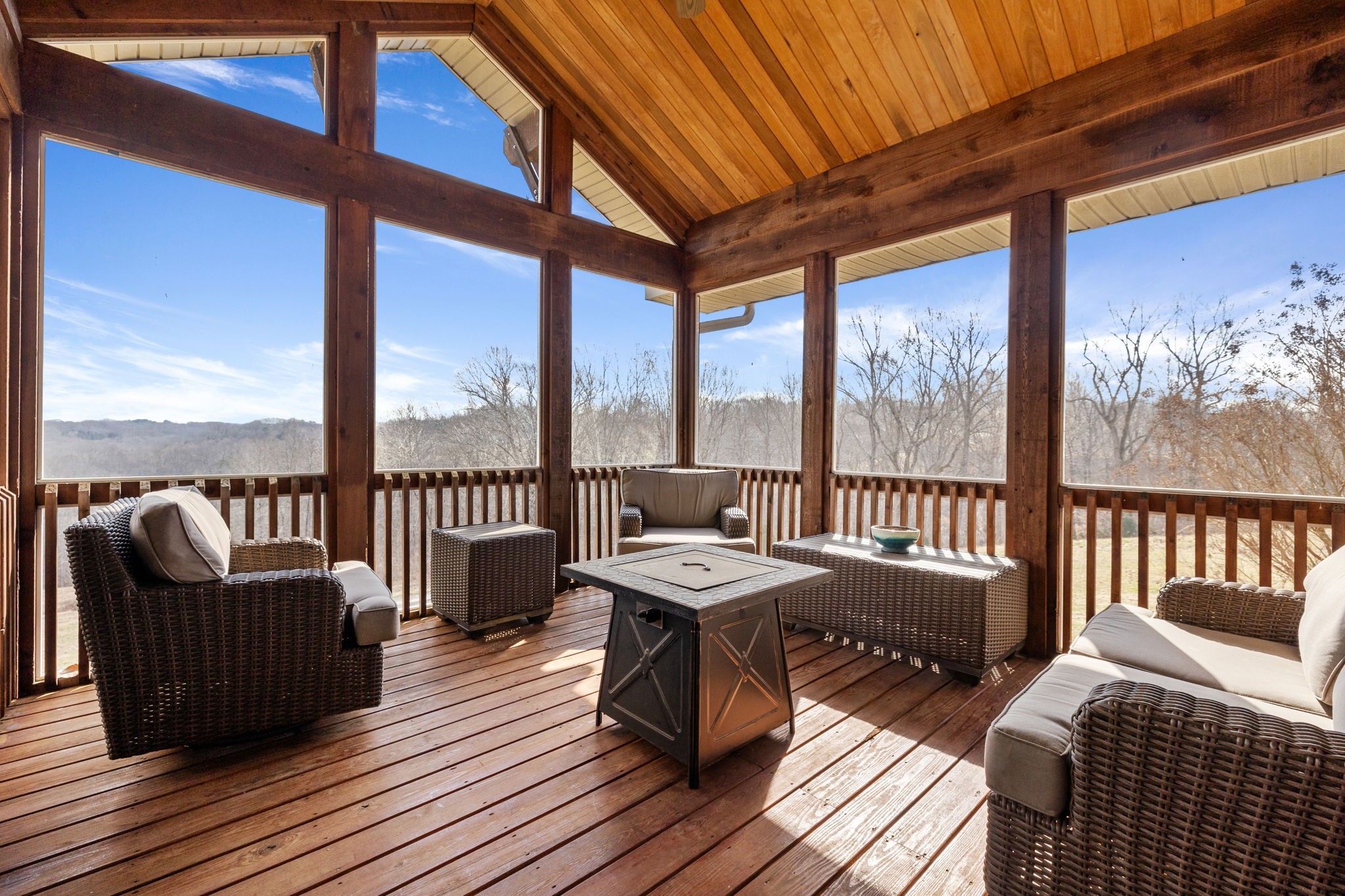 5870 Highway 41A