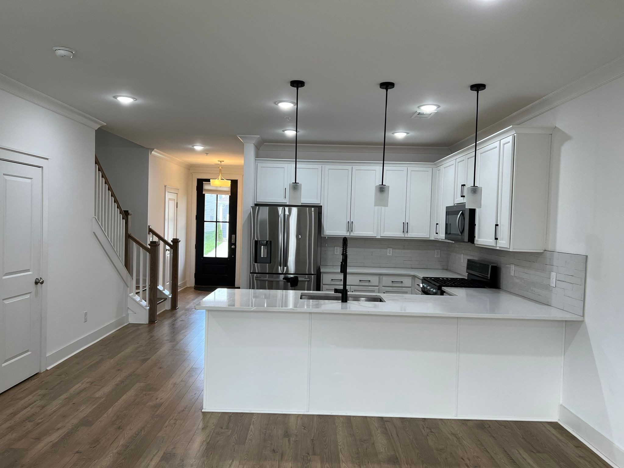 215 Southmen Ln