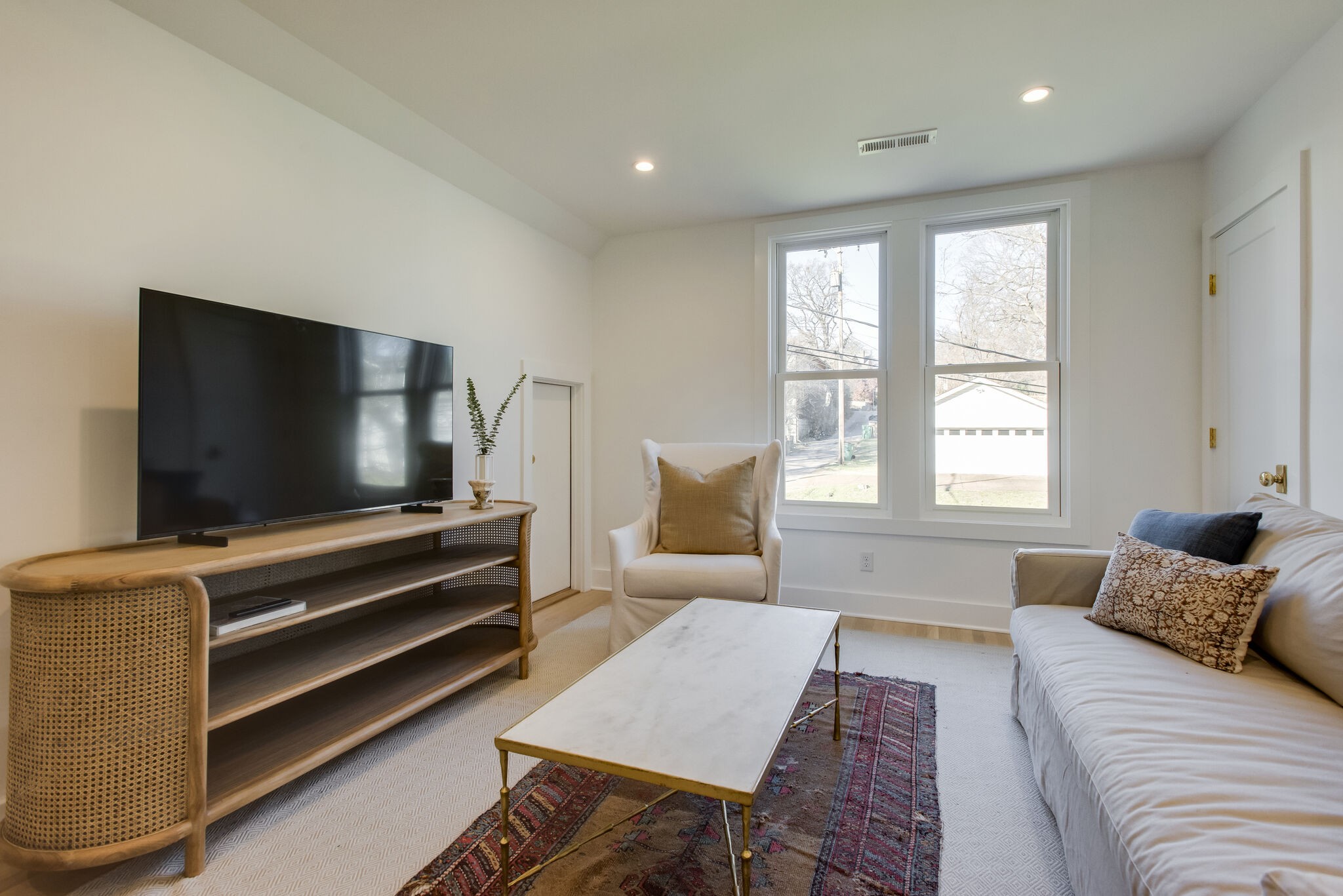 2509 Oakland Ave