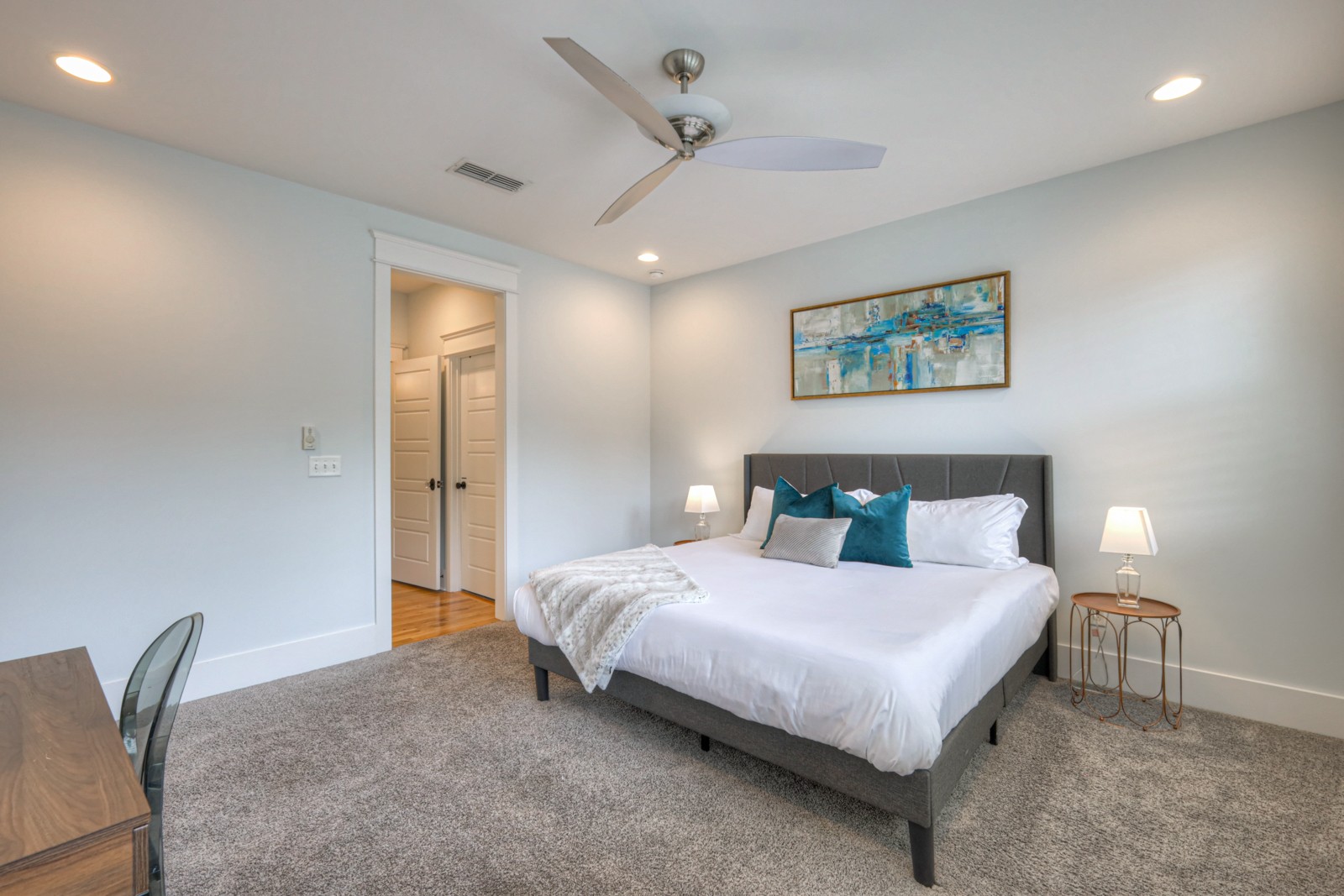1315 Lillian St