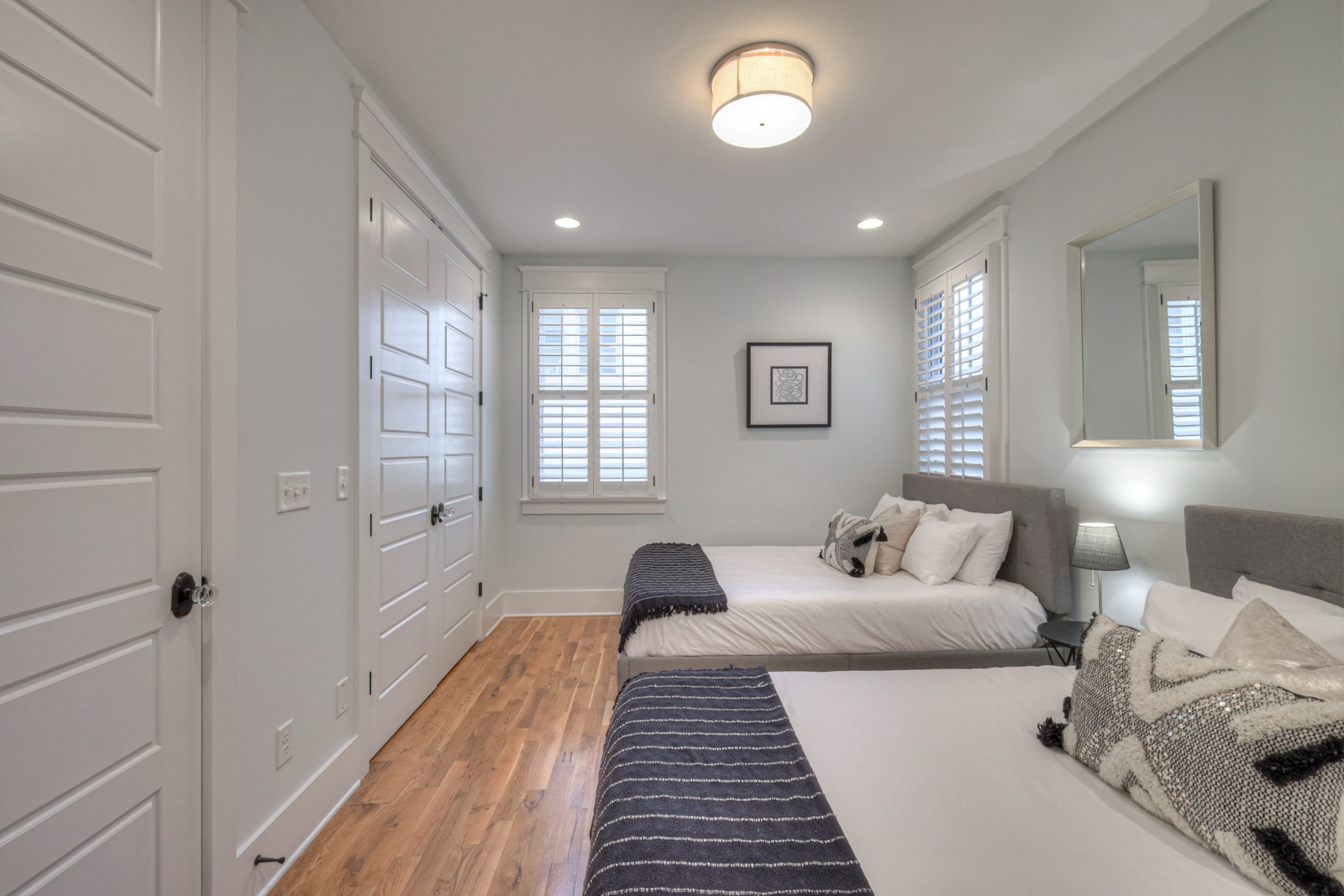 1315 Lillian St