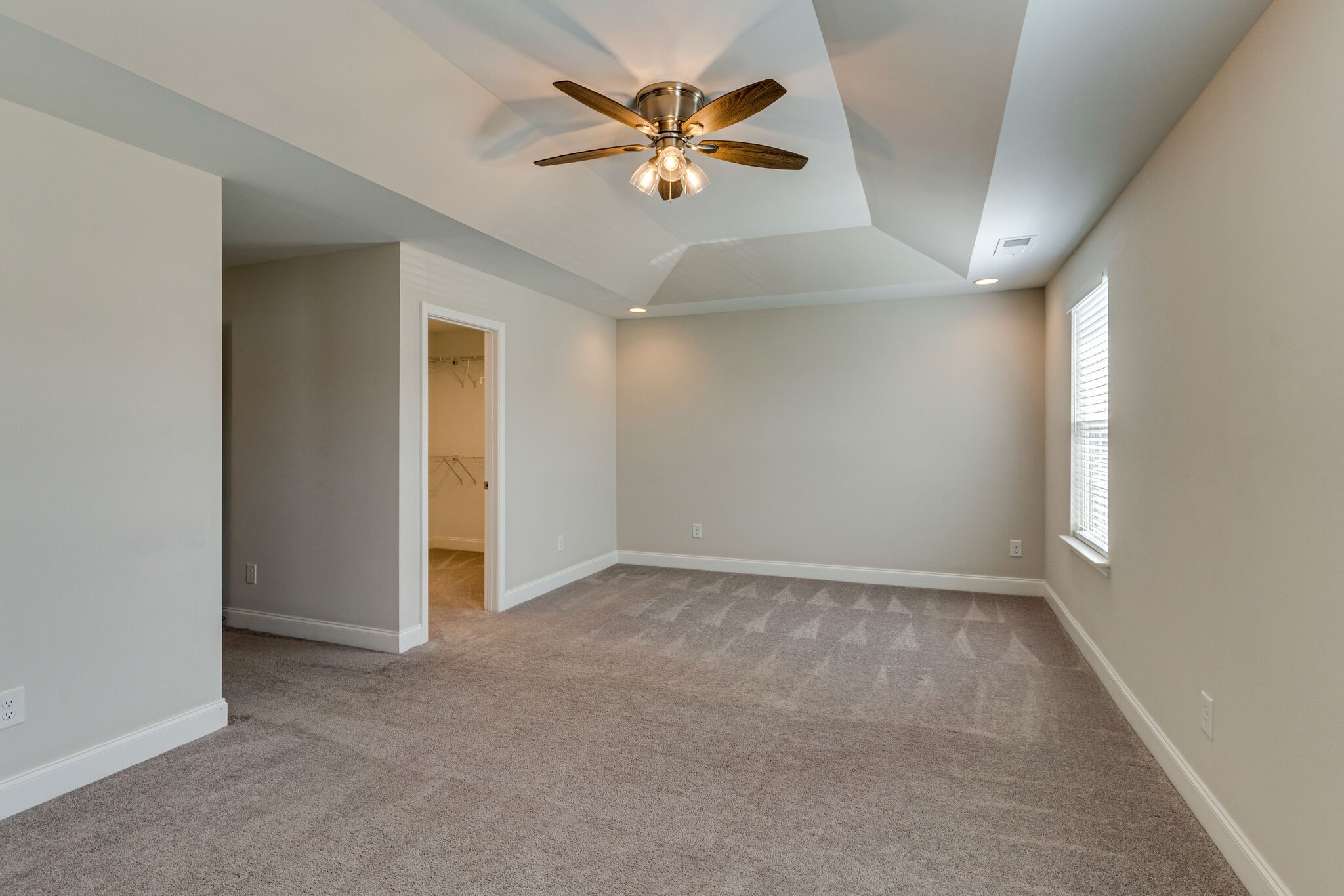 1729 Old Drakes Creek Rd