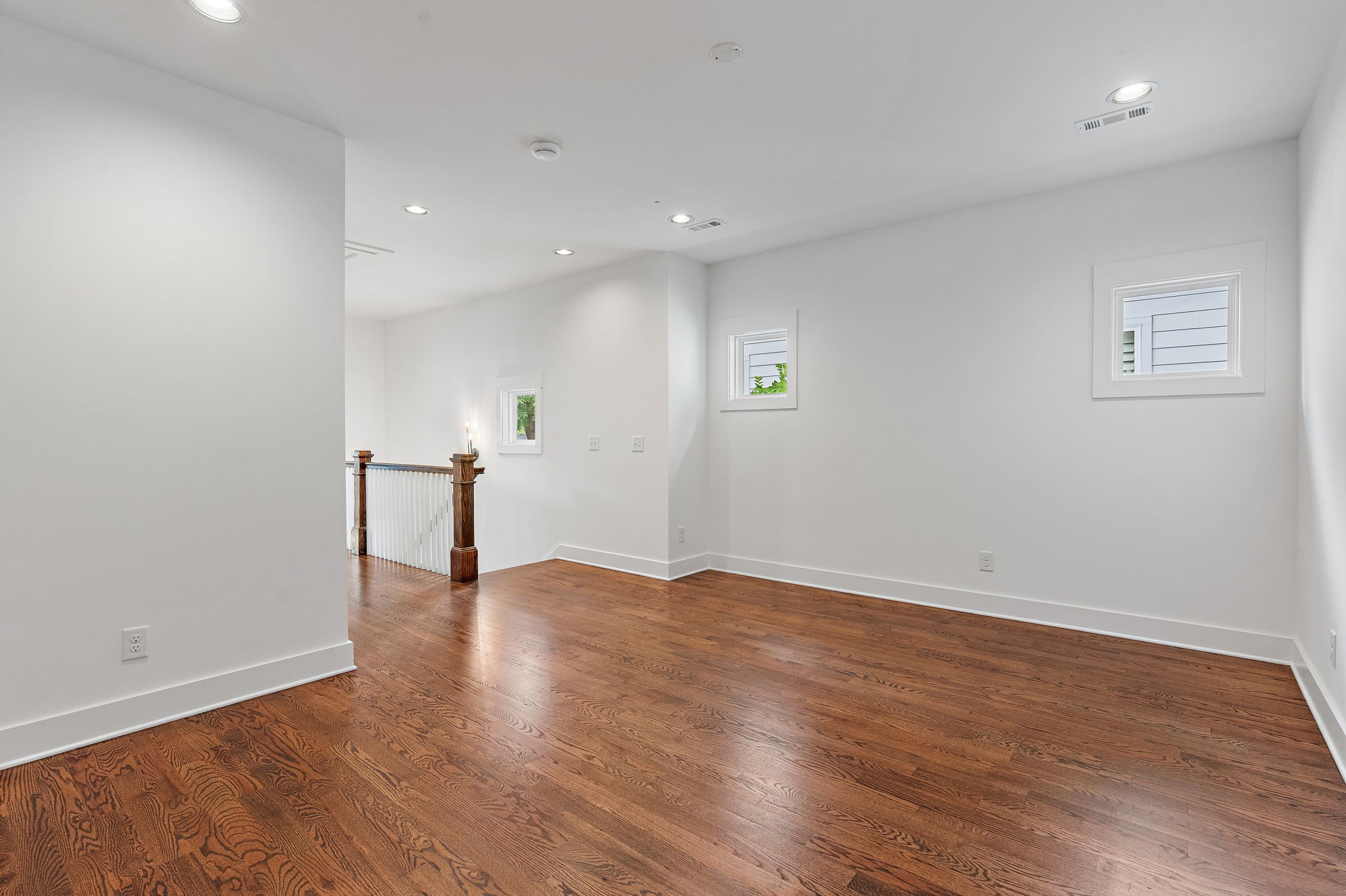 4114 Oriole Pl