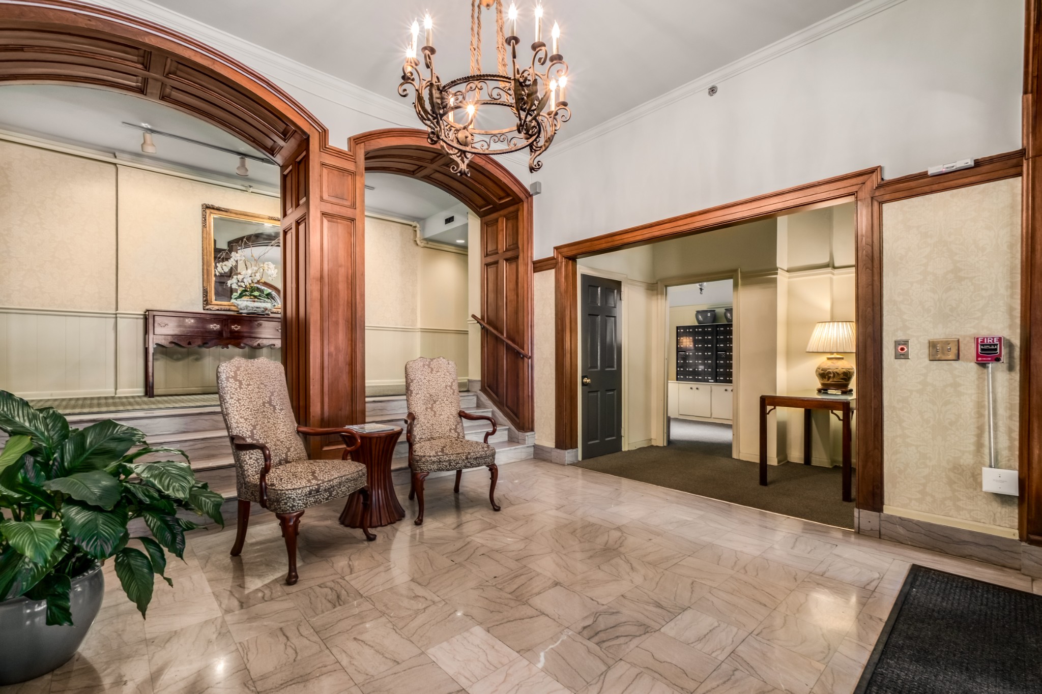4225 Harding Pike Unit: 305