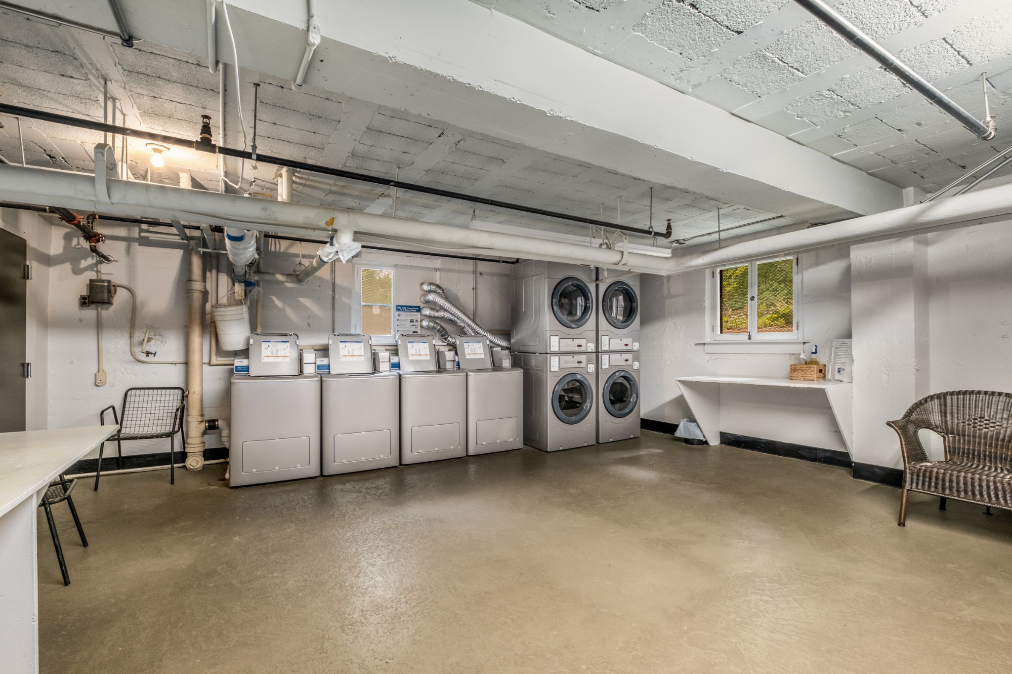 4225 Harding Pike Unit: 305