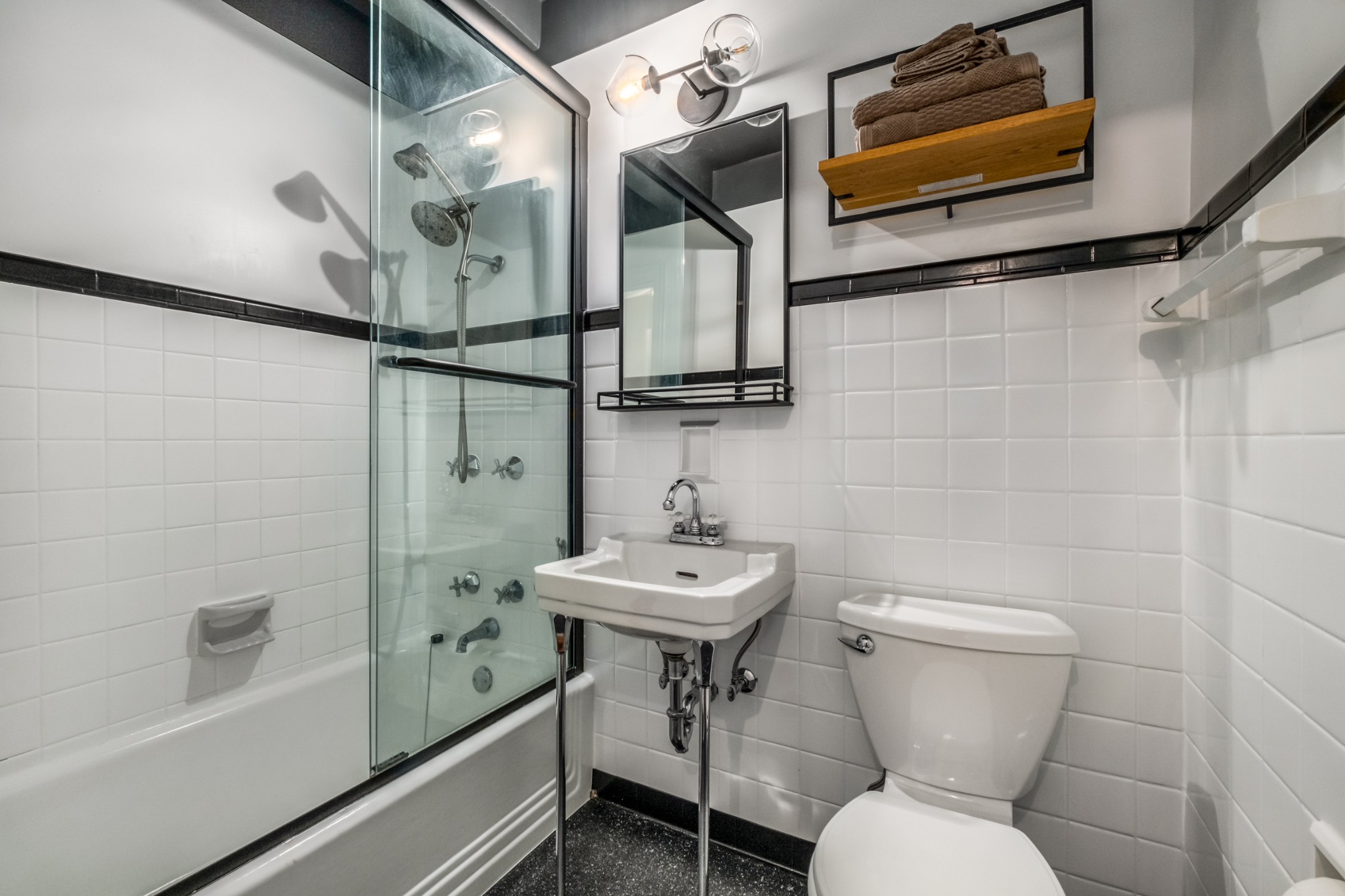 4225 Harding Pike Unit: 305