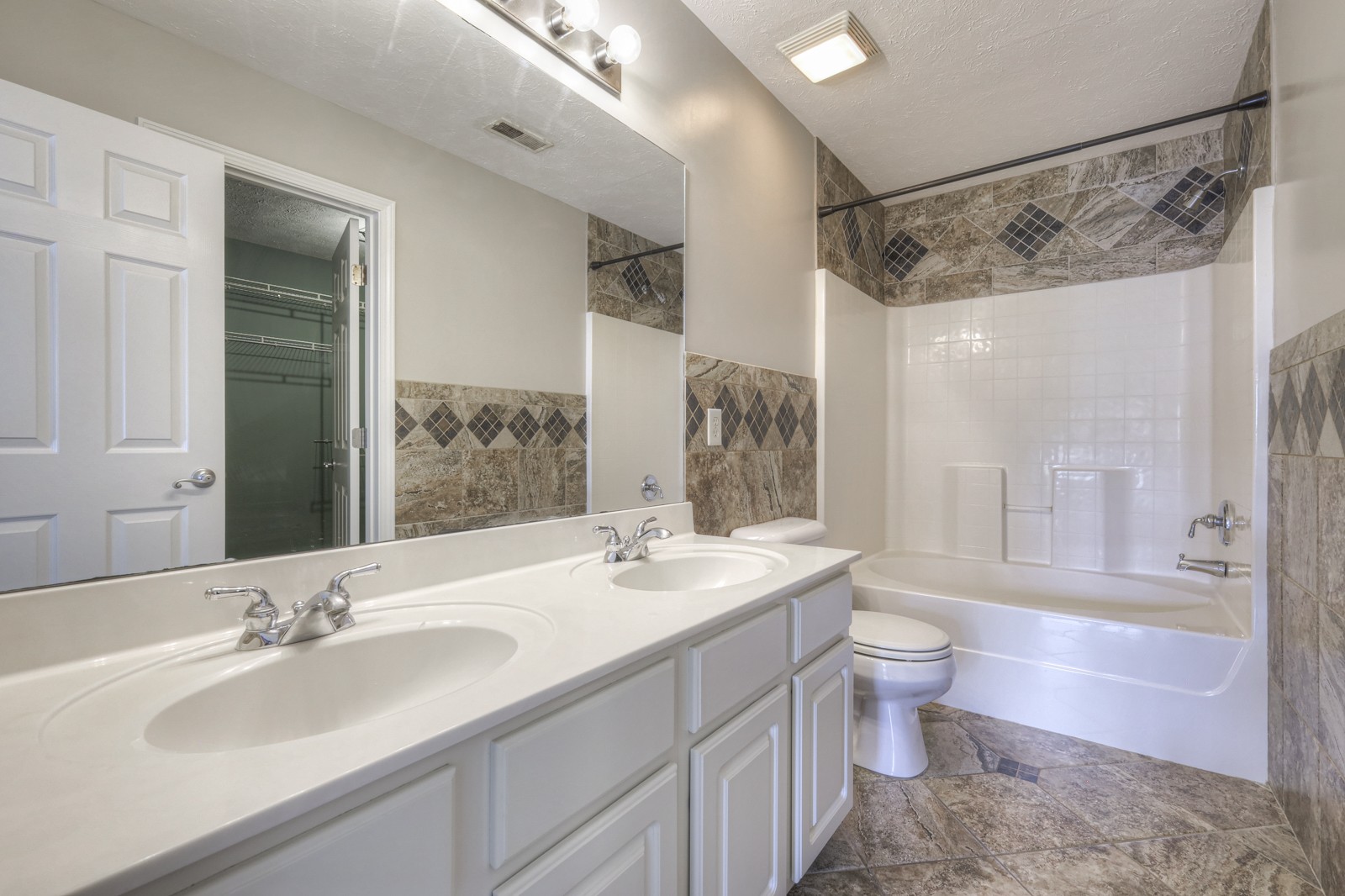 3469 Chandler Cove Way