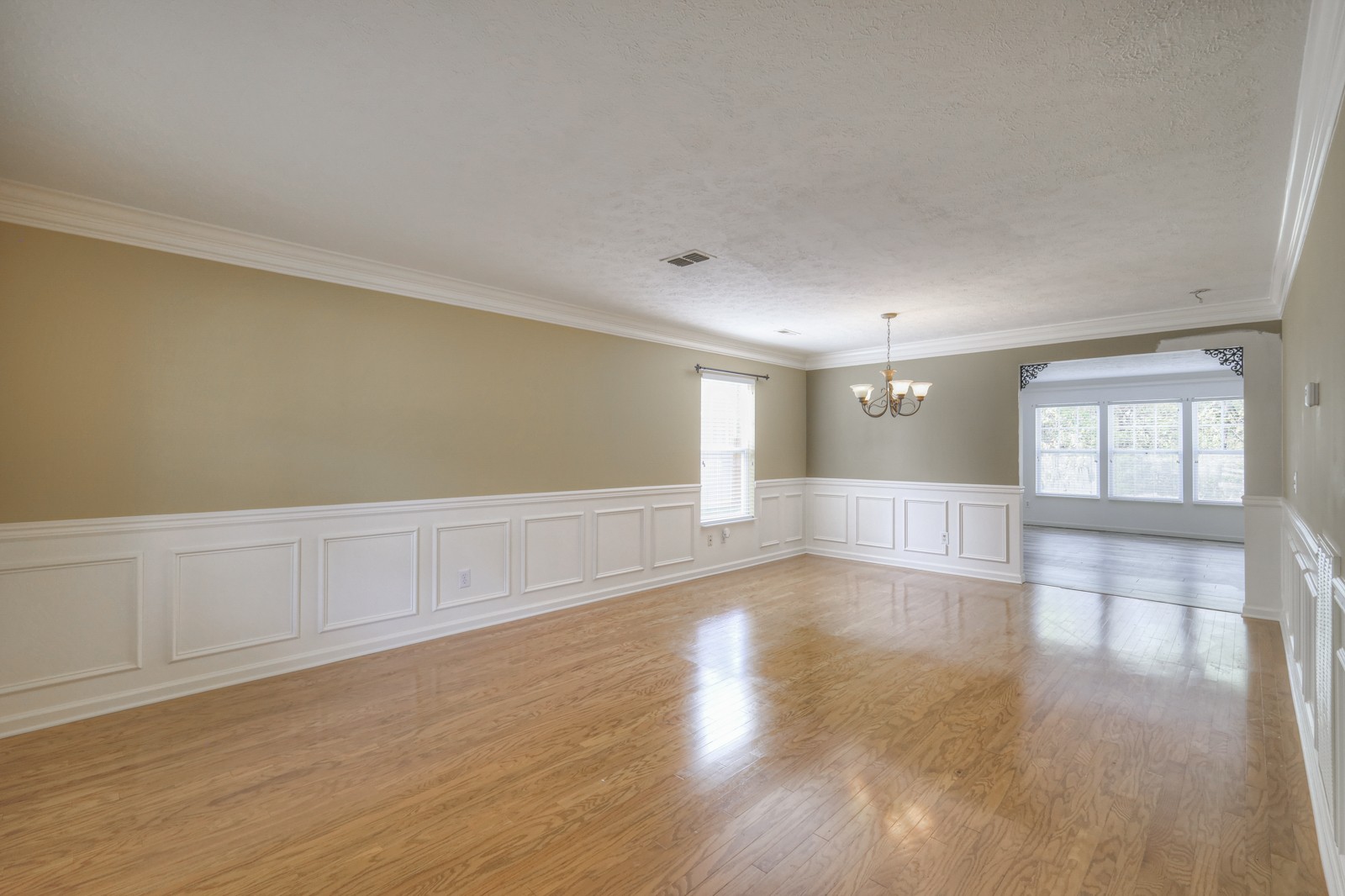 3469 Chandler Cove Way