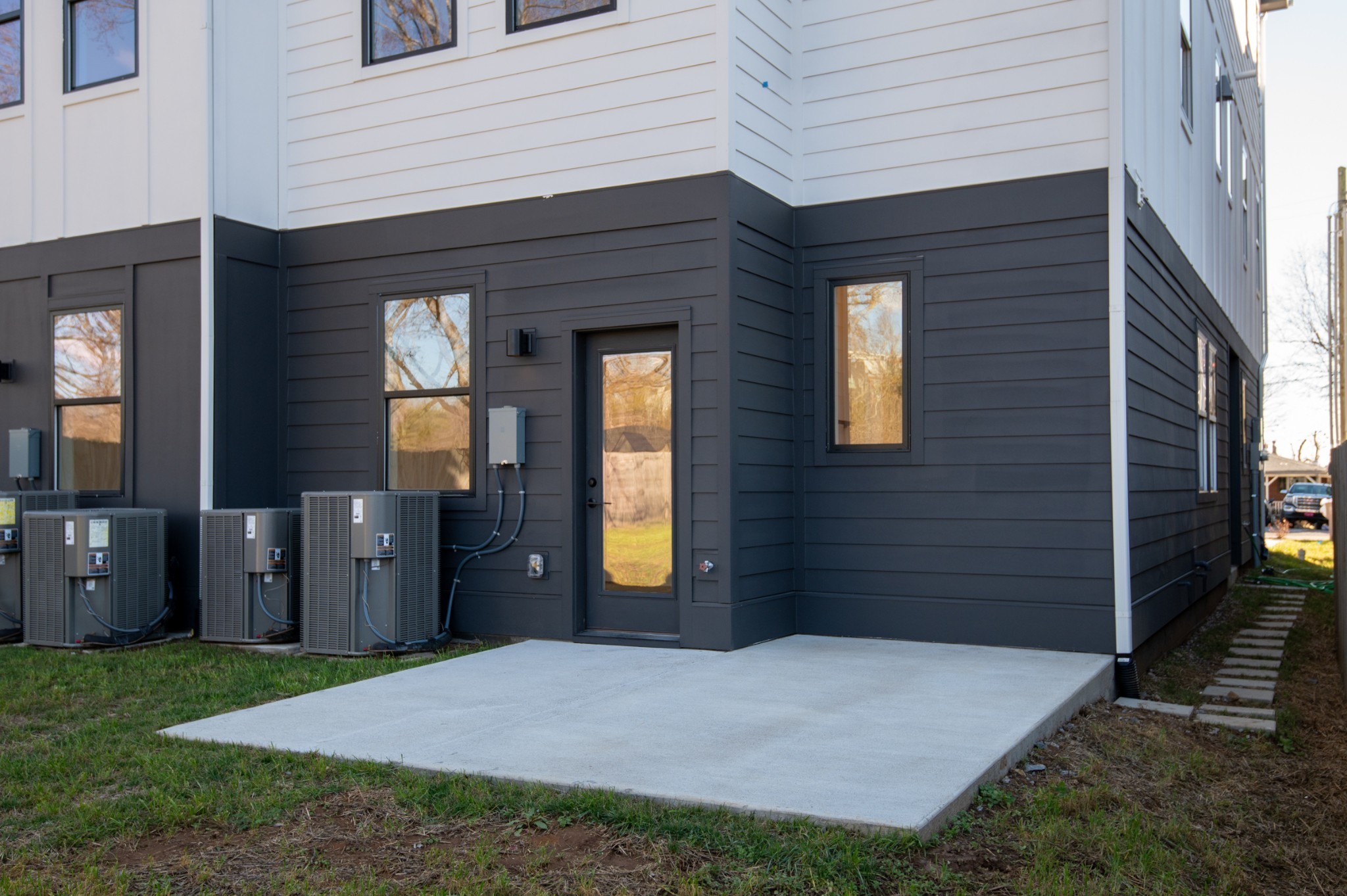 1015 Alice Street Unit: B