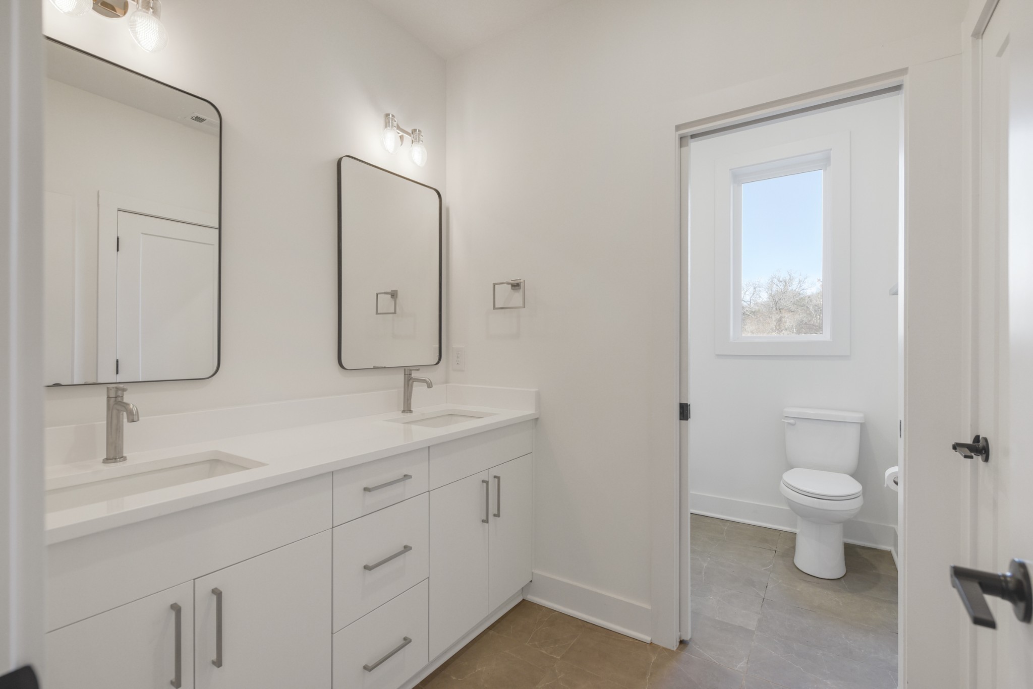 1015 Alice Street Unit: B