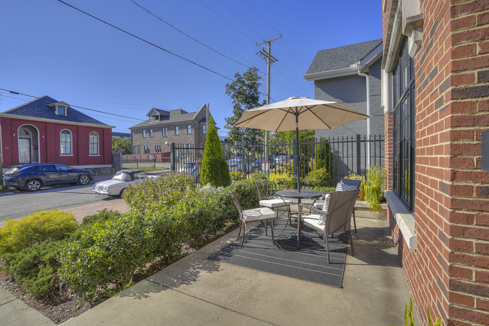 1206 7th Ave, N