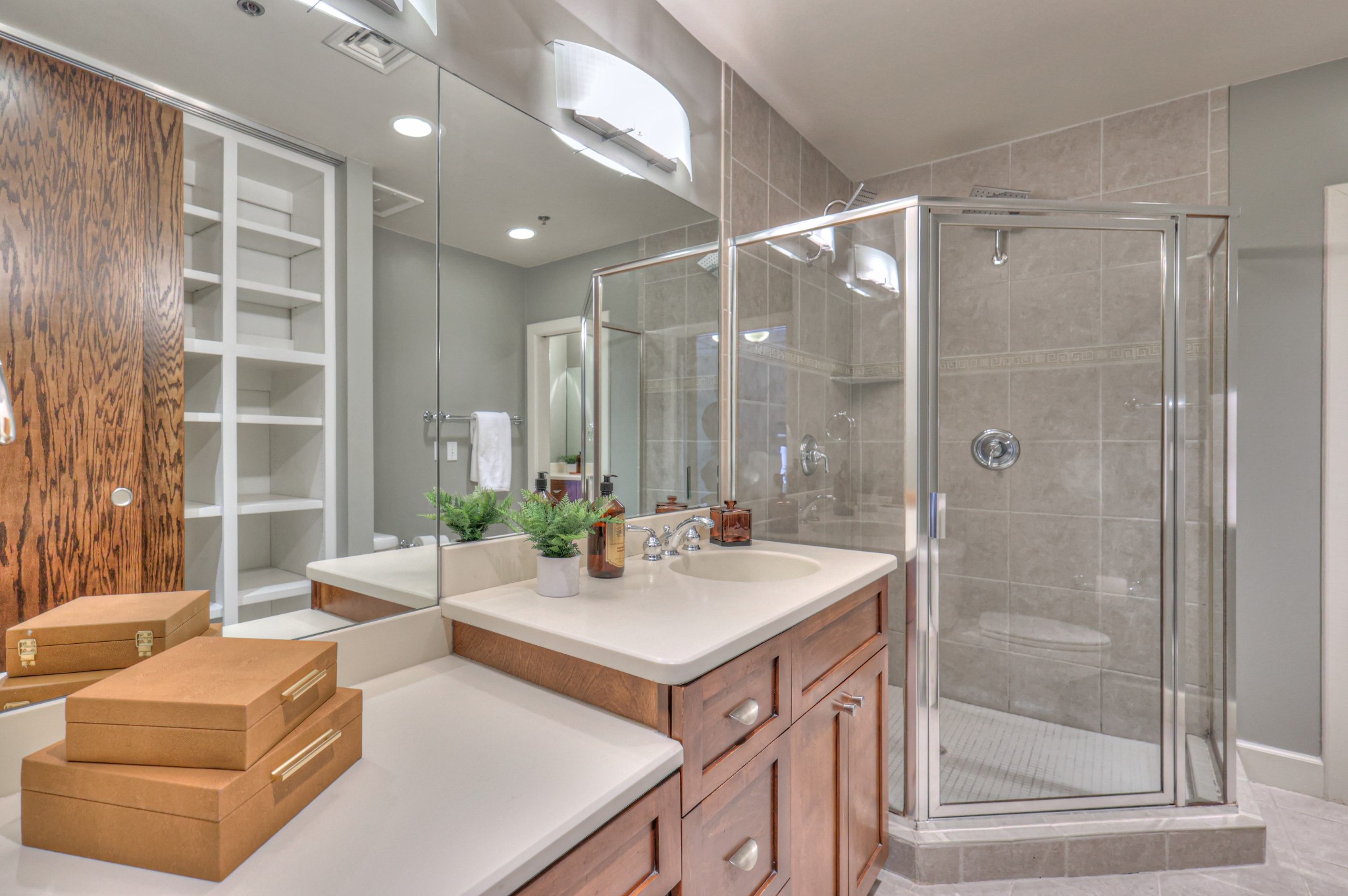 3014 Hedrick St Unit: 501