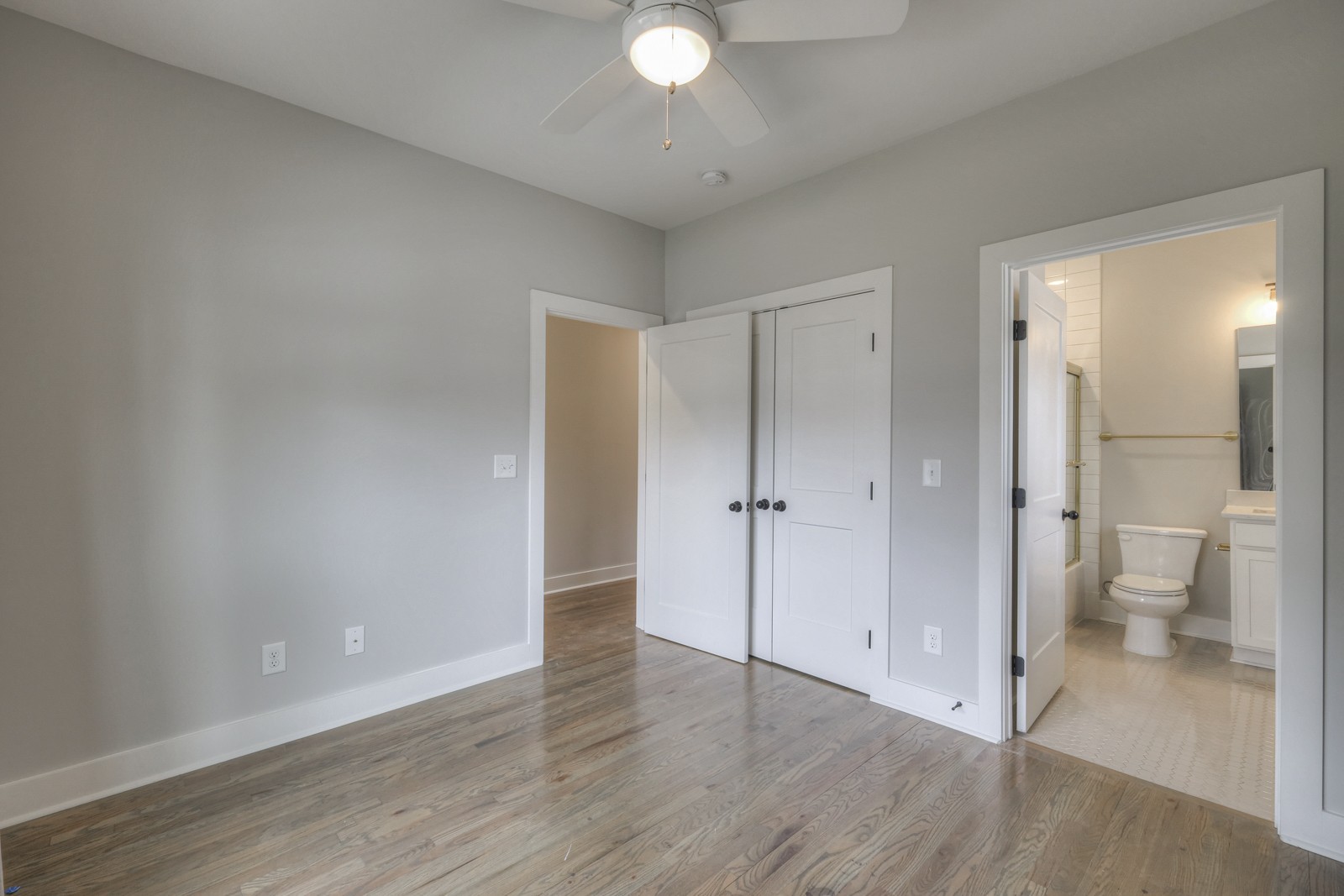 200 Thompson Park Dr