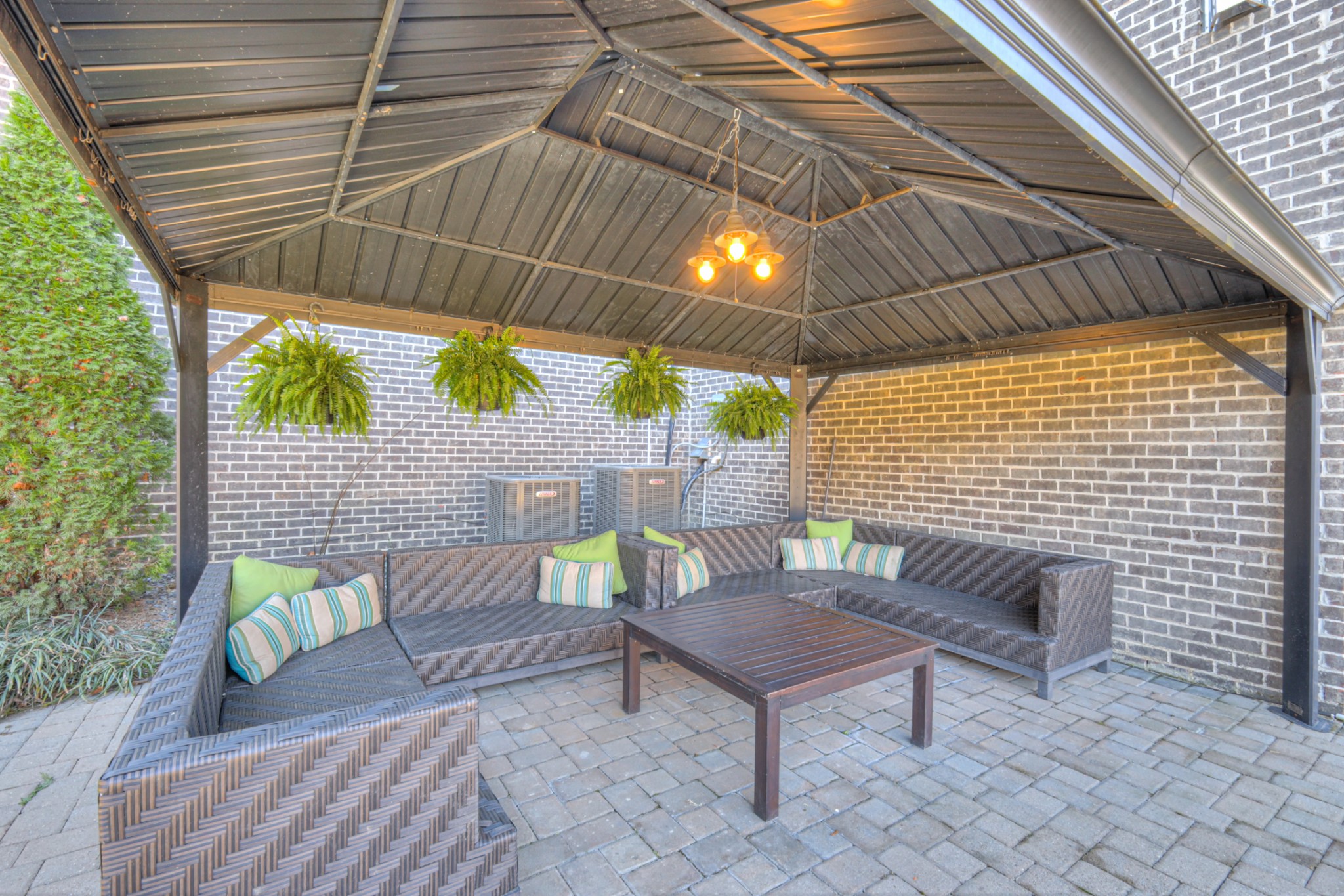 1086 Amelia Park Dr