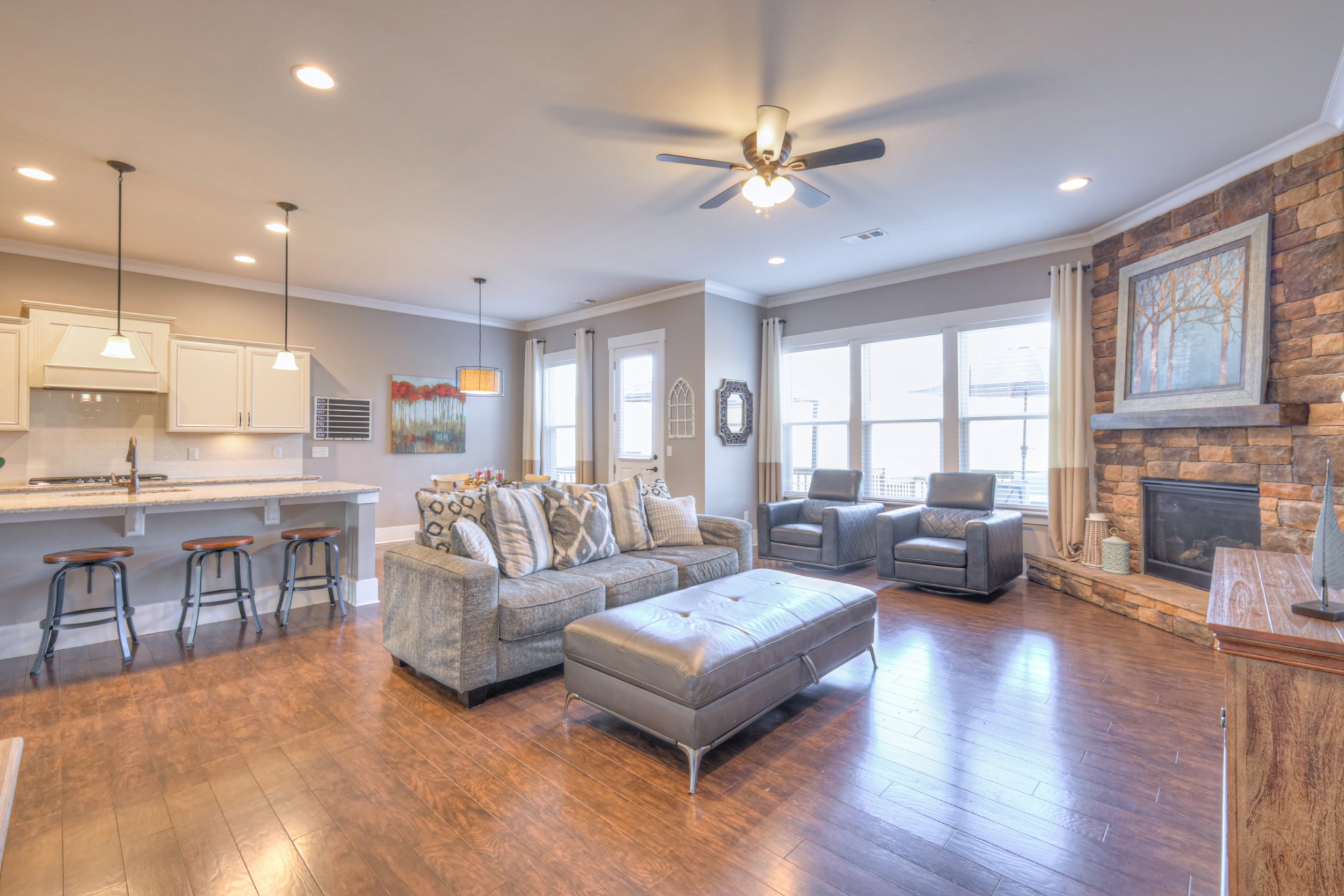 1086 Amelia Park Dr