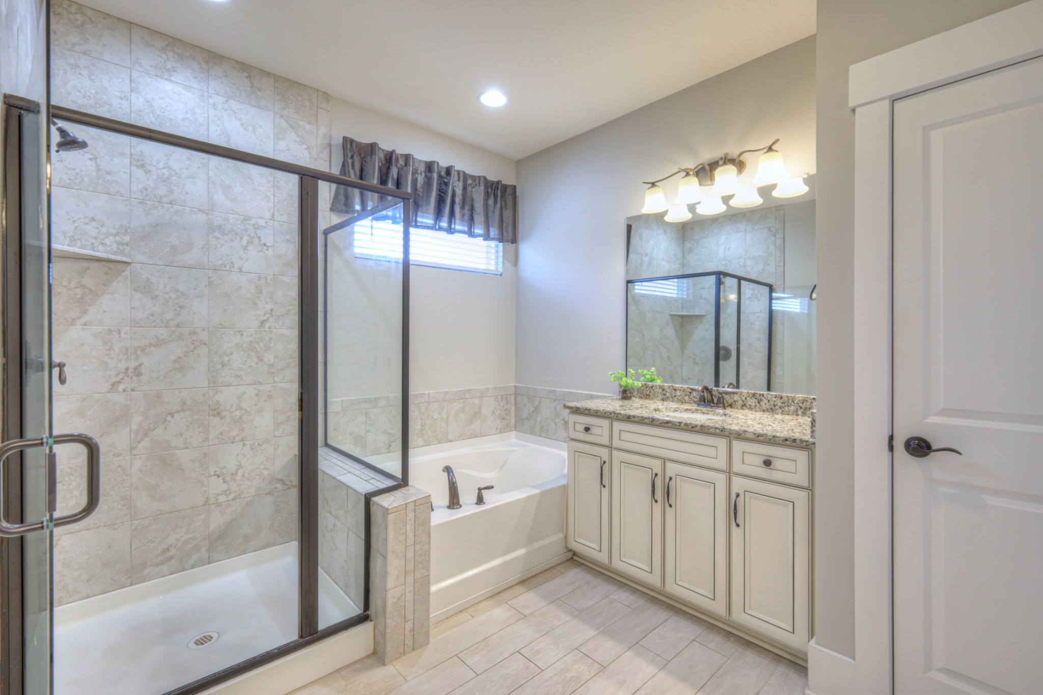 1086 Amelia Park Dr