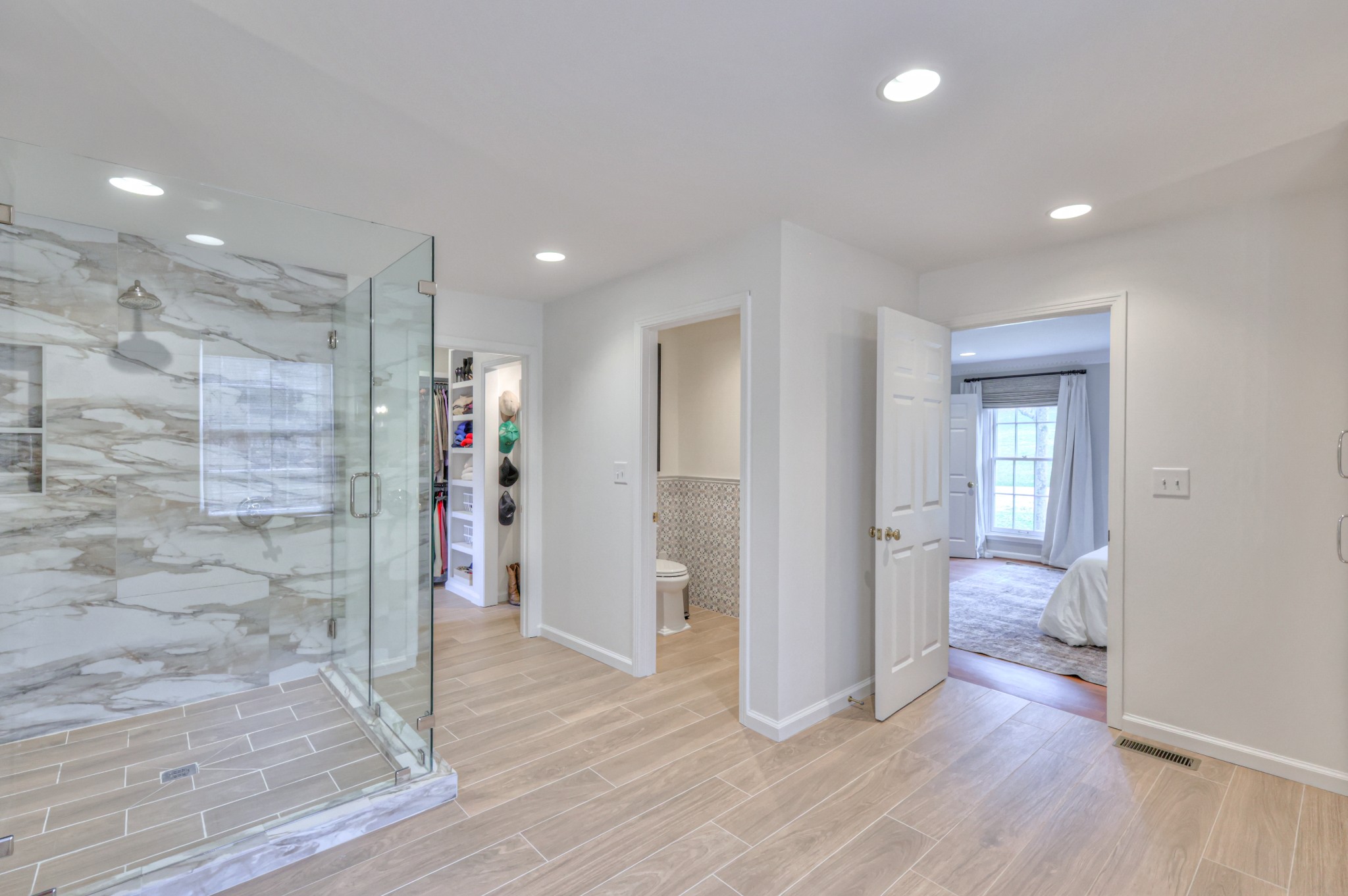 889 Lakemont Dr