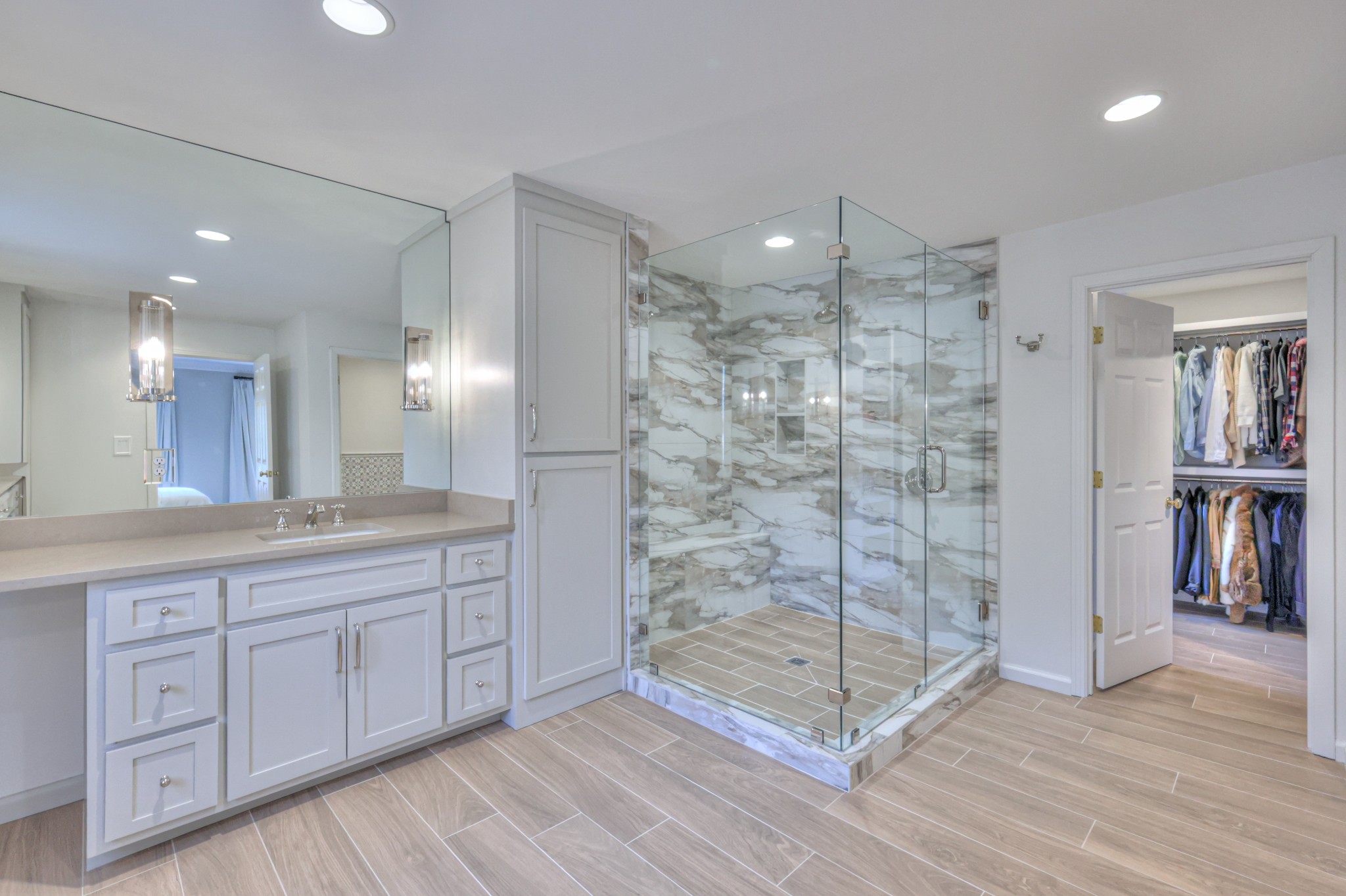 889 Lakemont Dr