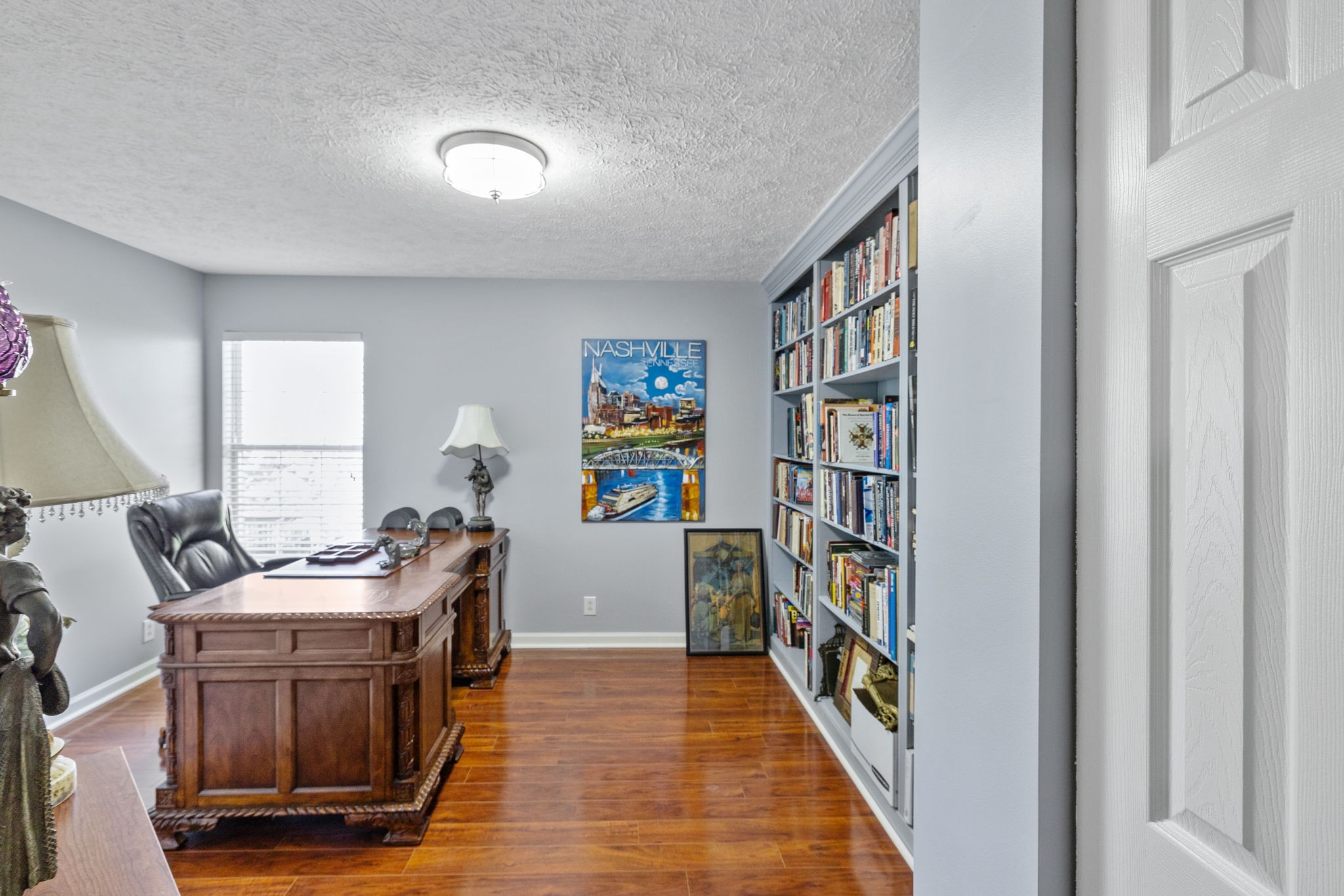 104 Parkwood Ln