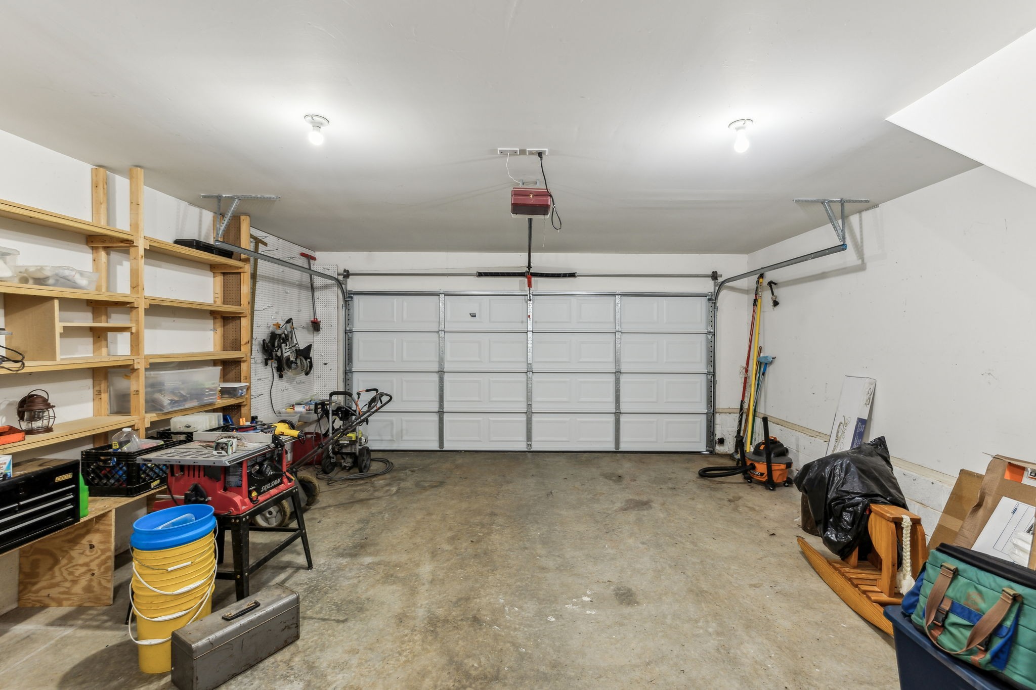 104 Parkwood Ln