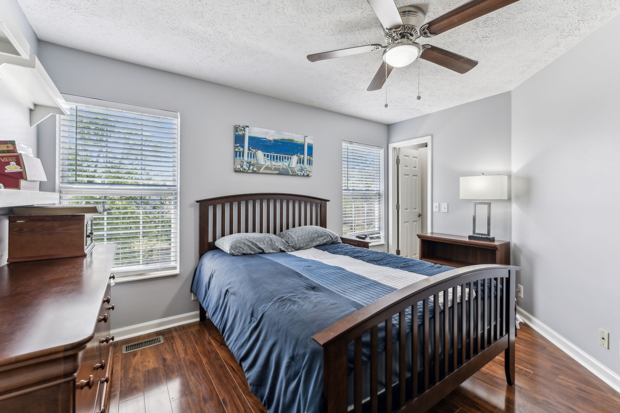104 Parkwood Ln